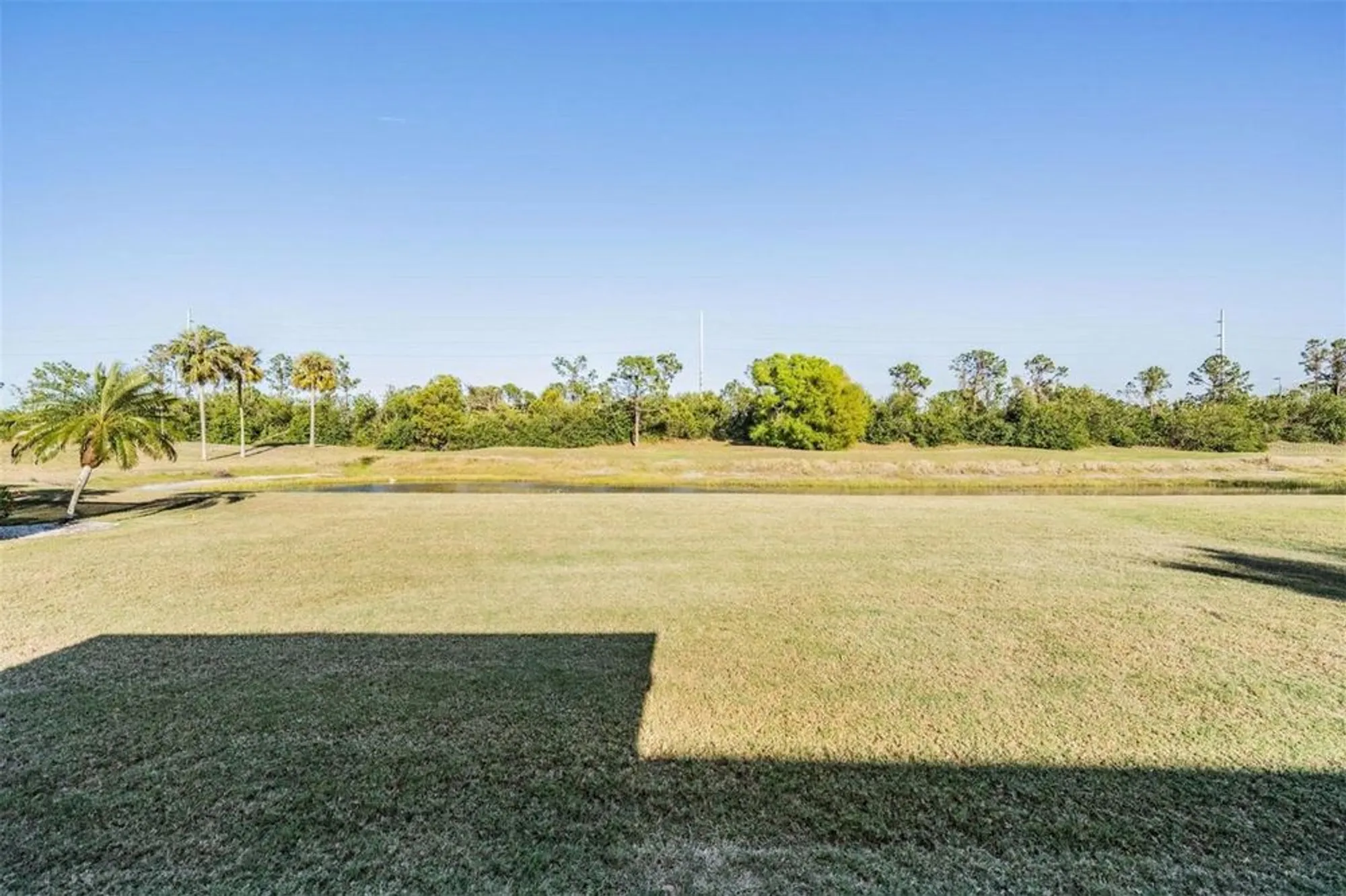 Property Slideshow image 25 of 62 | 2335 e del webb blvd, Sun City Center, FL, 33573