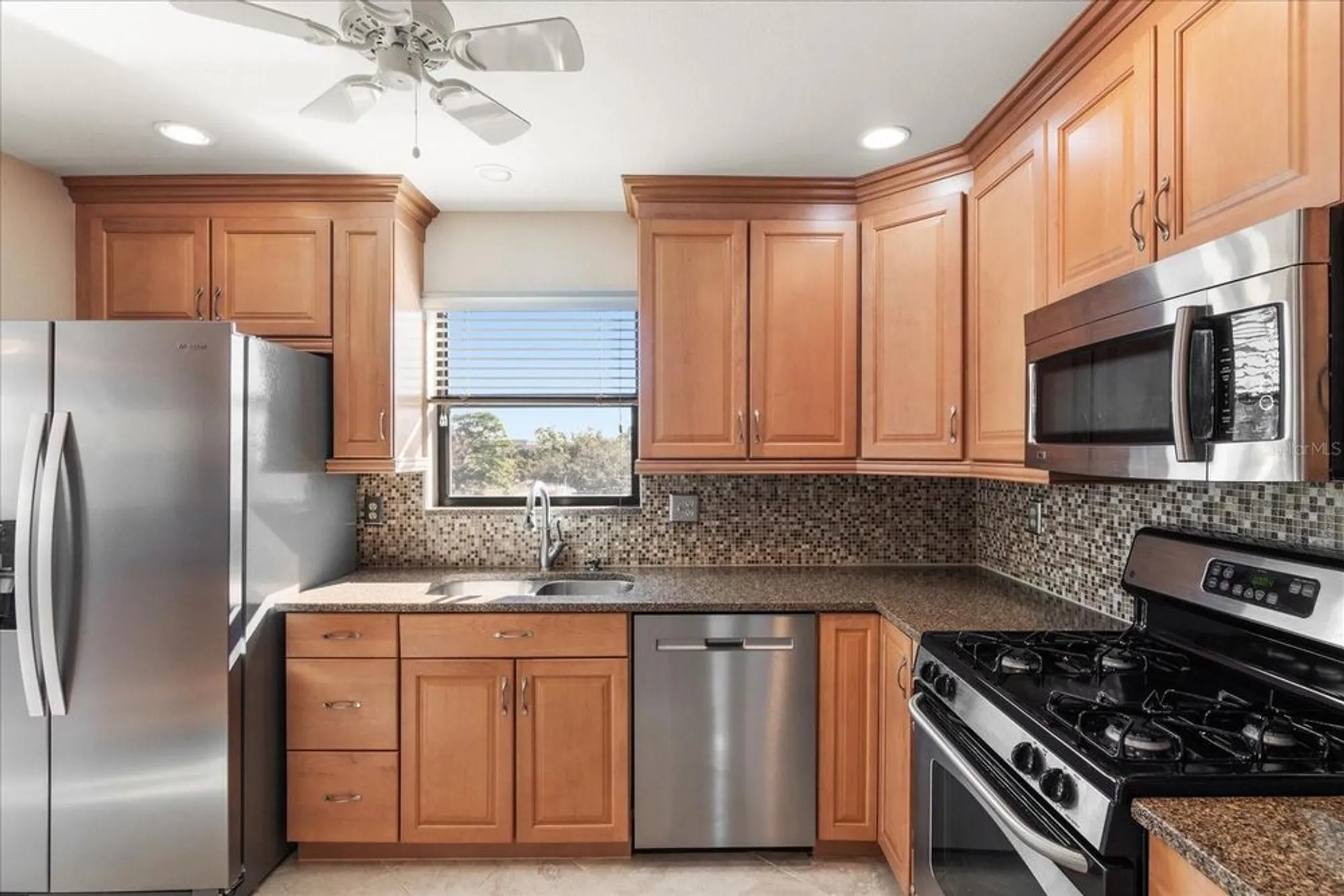 Property Slideshow image 18 of 52 | 8199 terrace garden dr n unit 402, St Petersburg, FL, 33709
