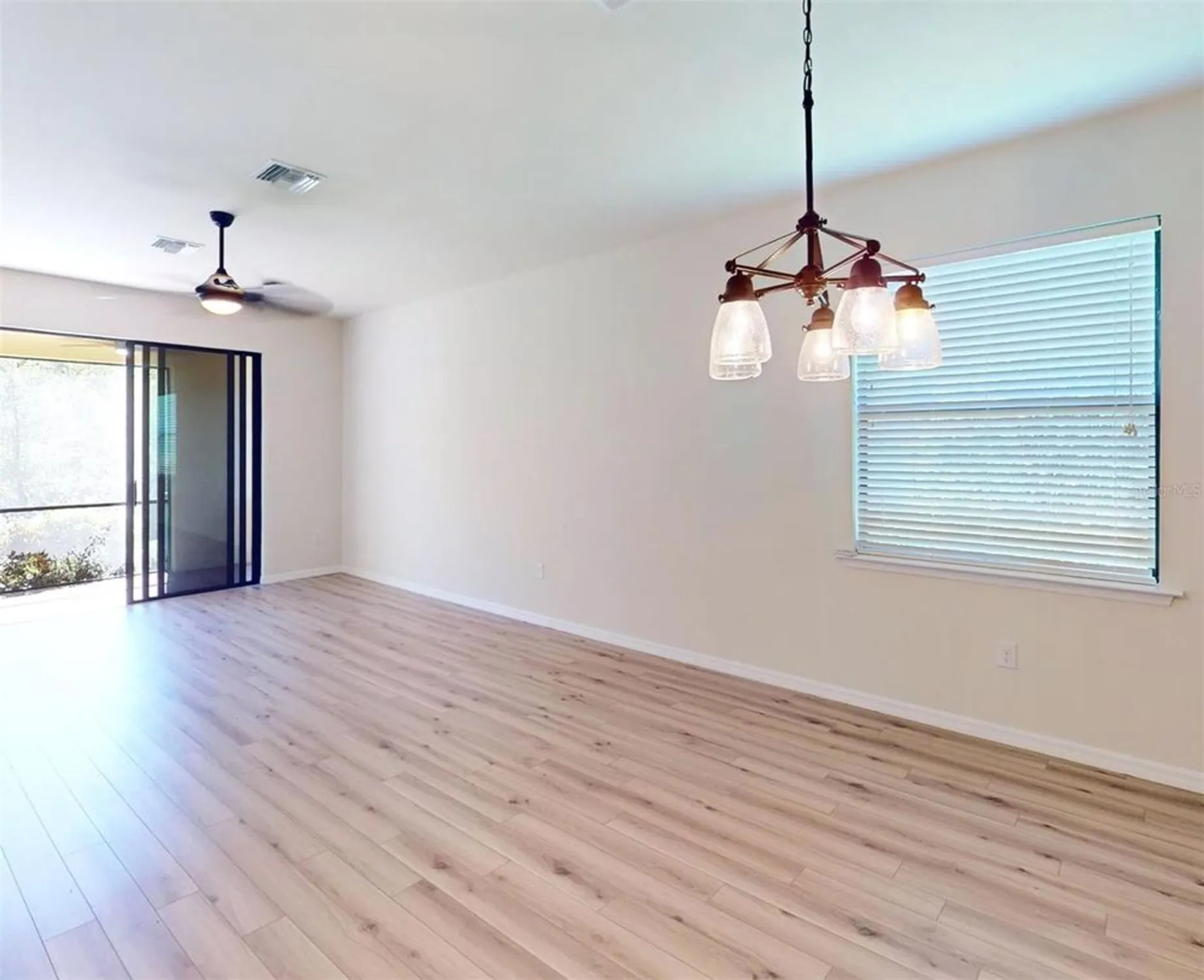 Property Slideshow image 21 of 85 | 2476 daisy dr, North Port, FL, 34289