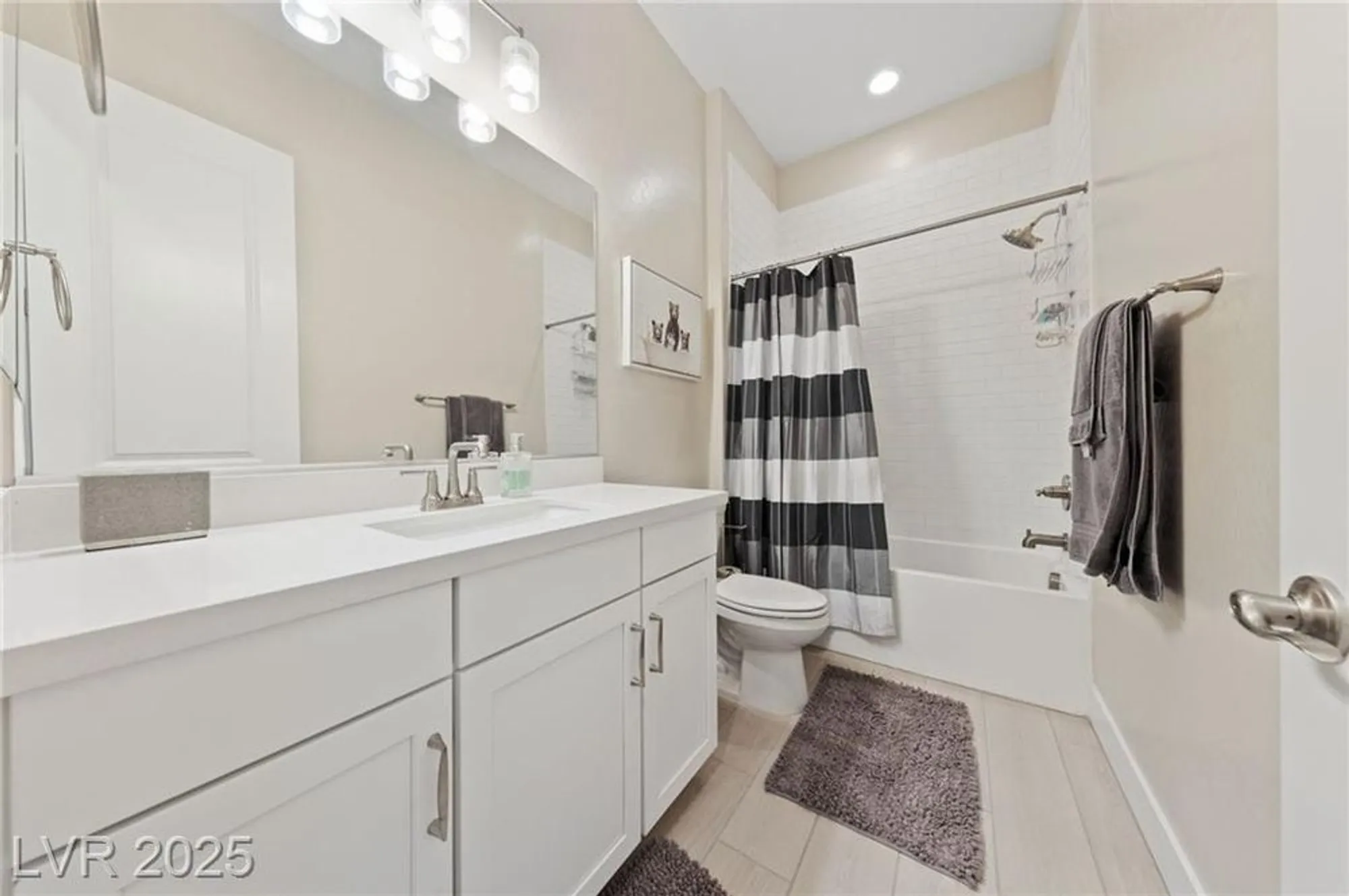 Property Slideshow image 24 of 49 | 80 cathedral wash pl, Henderson, NV, 89011