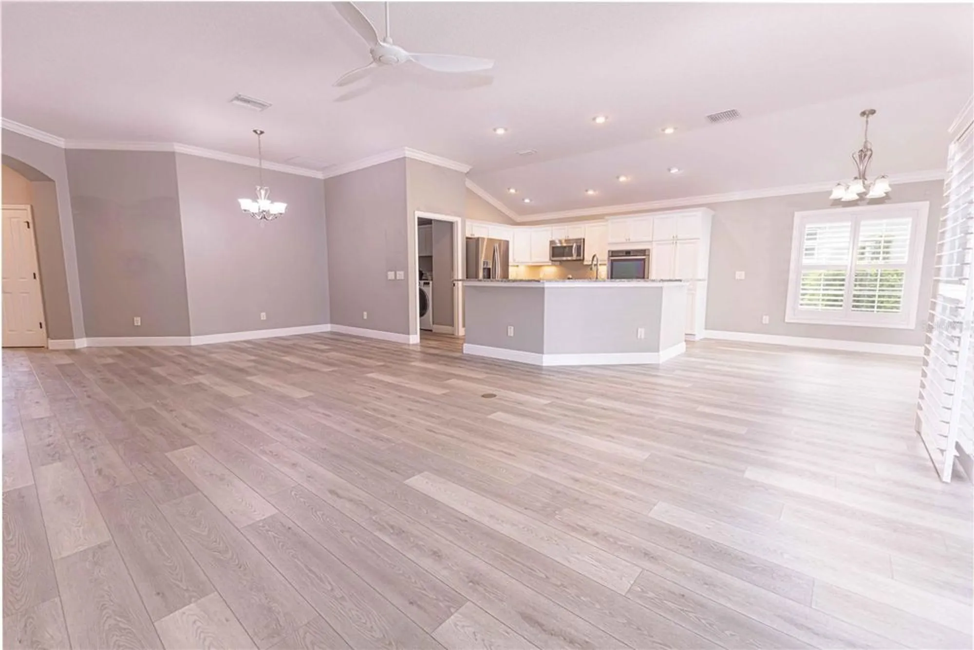 Property Slideshow image 12 of 42 | 3976 ironwood ln, The Villages, FL, 32163