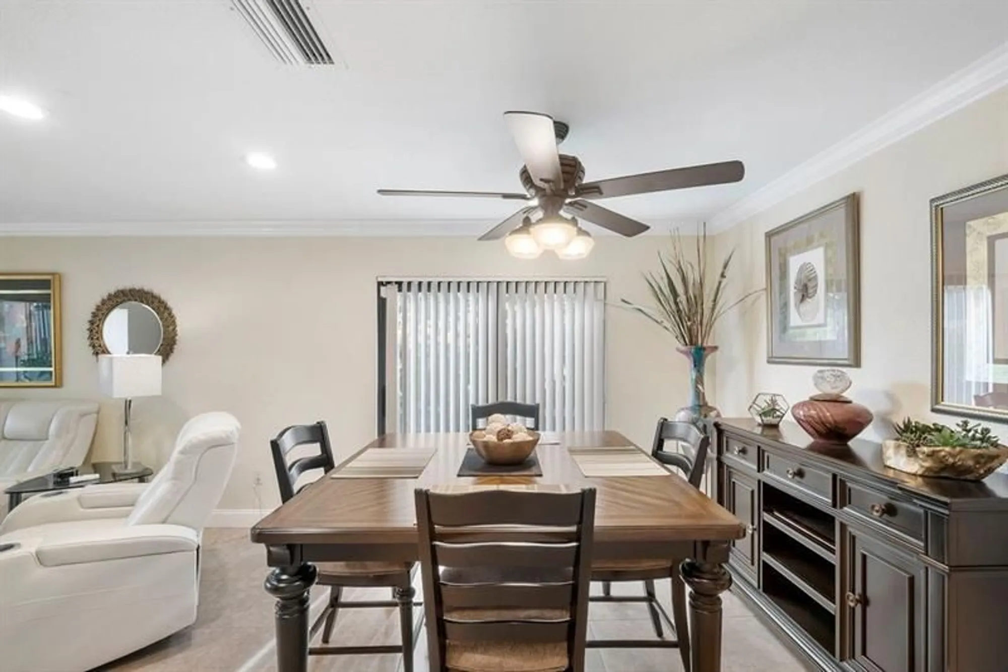 Property Slideshow image 14 of 38 | 21452 juego cir apt 31a, Boca Raton, FL, 33433