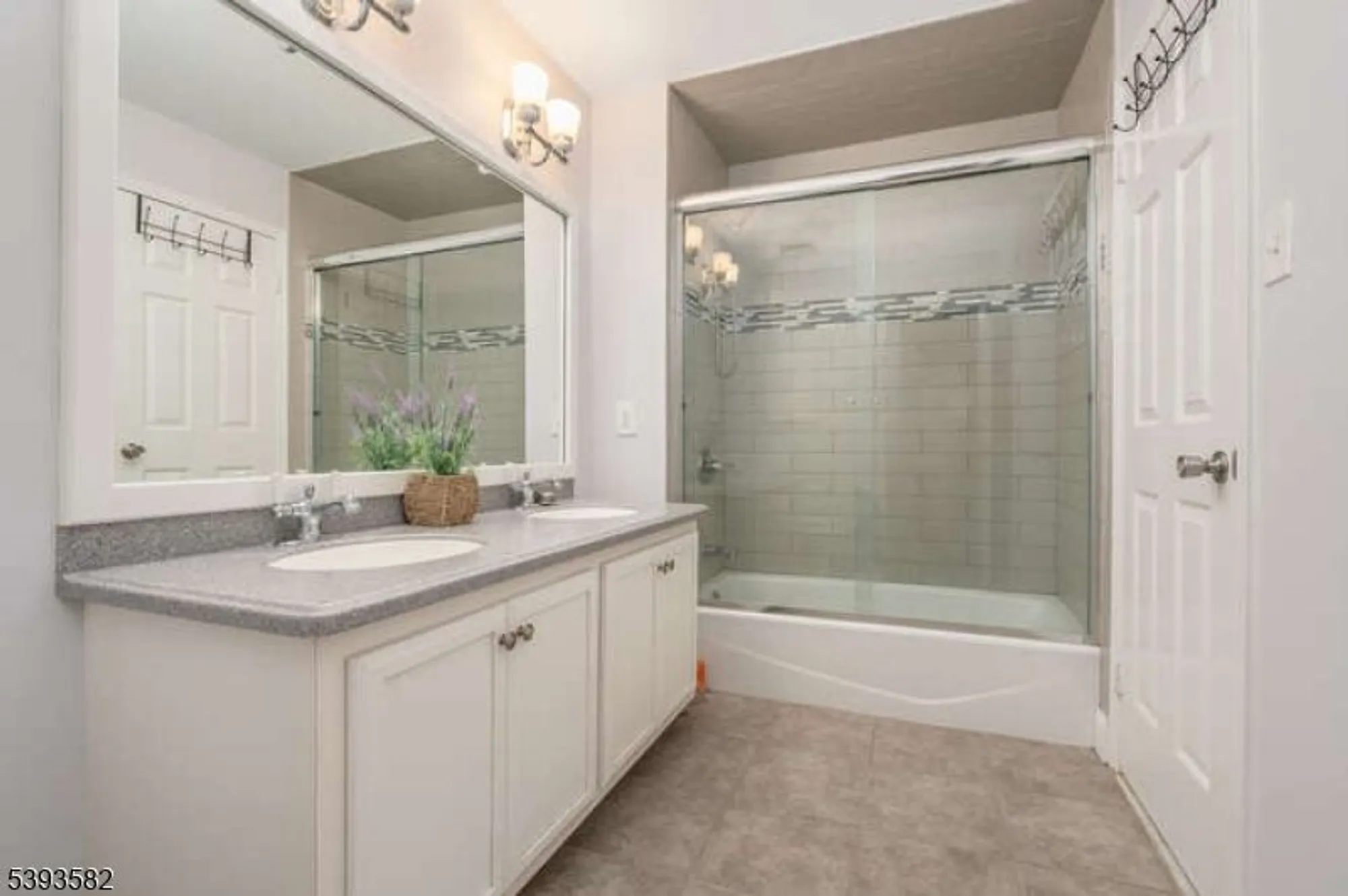 Property Slideshow image 7 of 17 | 54 pembroke dr, Mendham, NJ, 07945