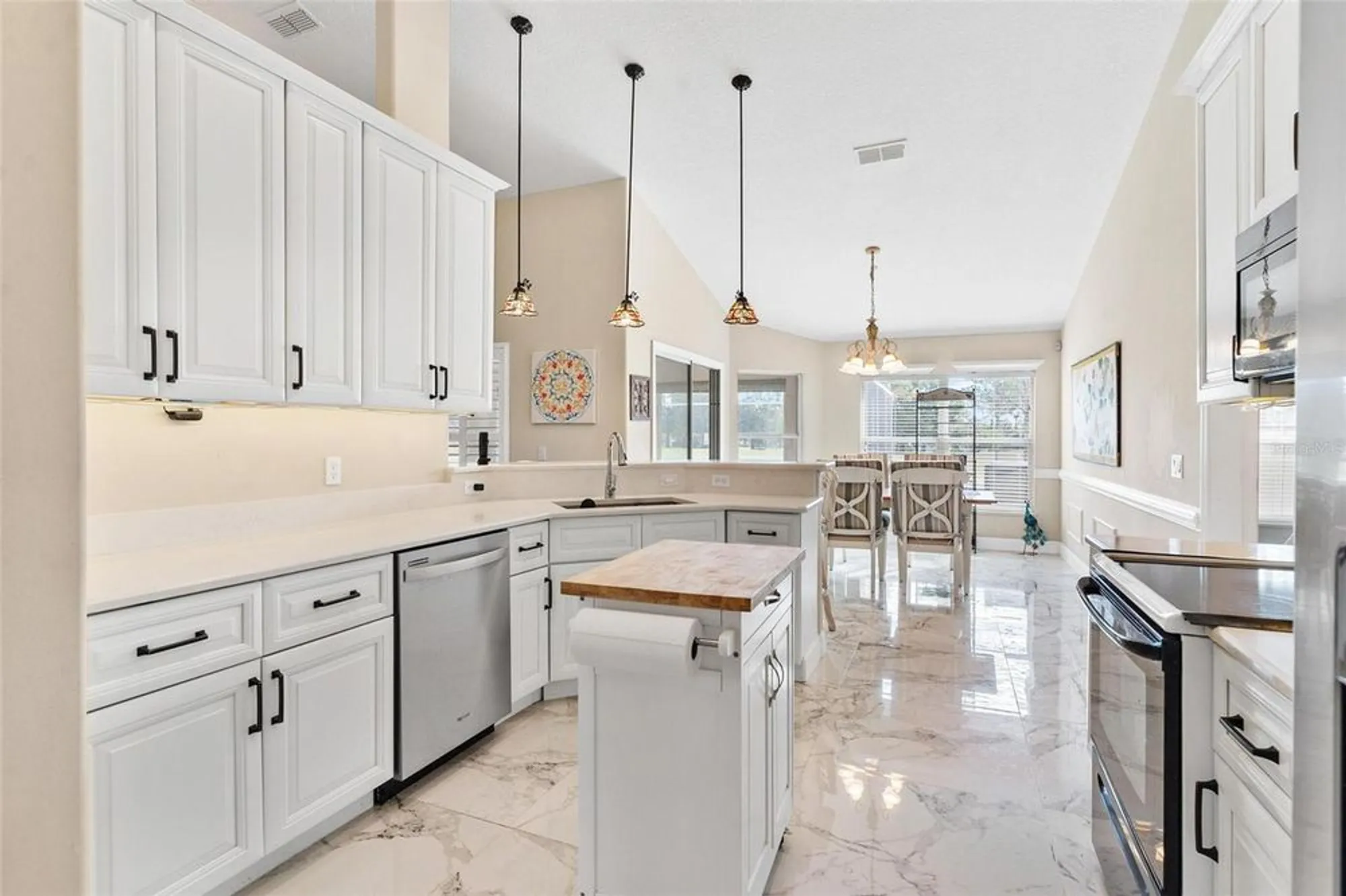 Property Slideshow image 6 of 66 | 39320 harbor hills blvd, Lady Lake, FL, 32159