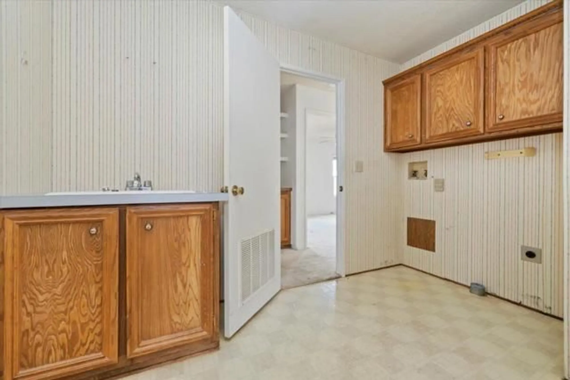 Property Slideshow image 26 of 35 | 40944 lincoln pl, Cherry Valley, CA, 92223