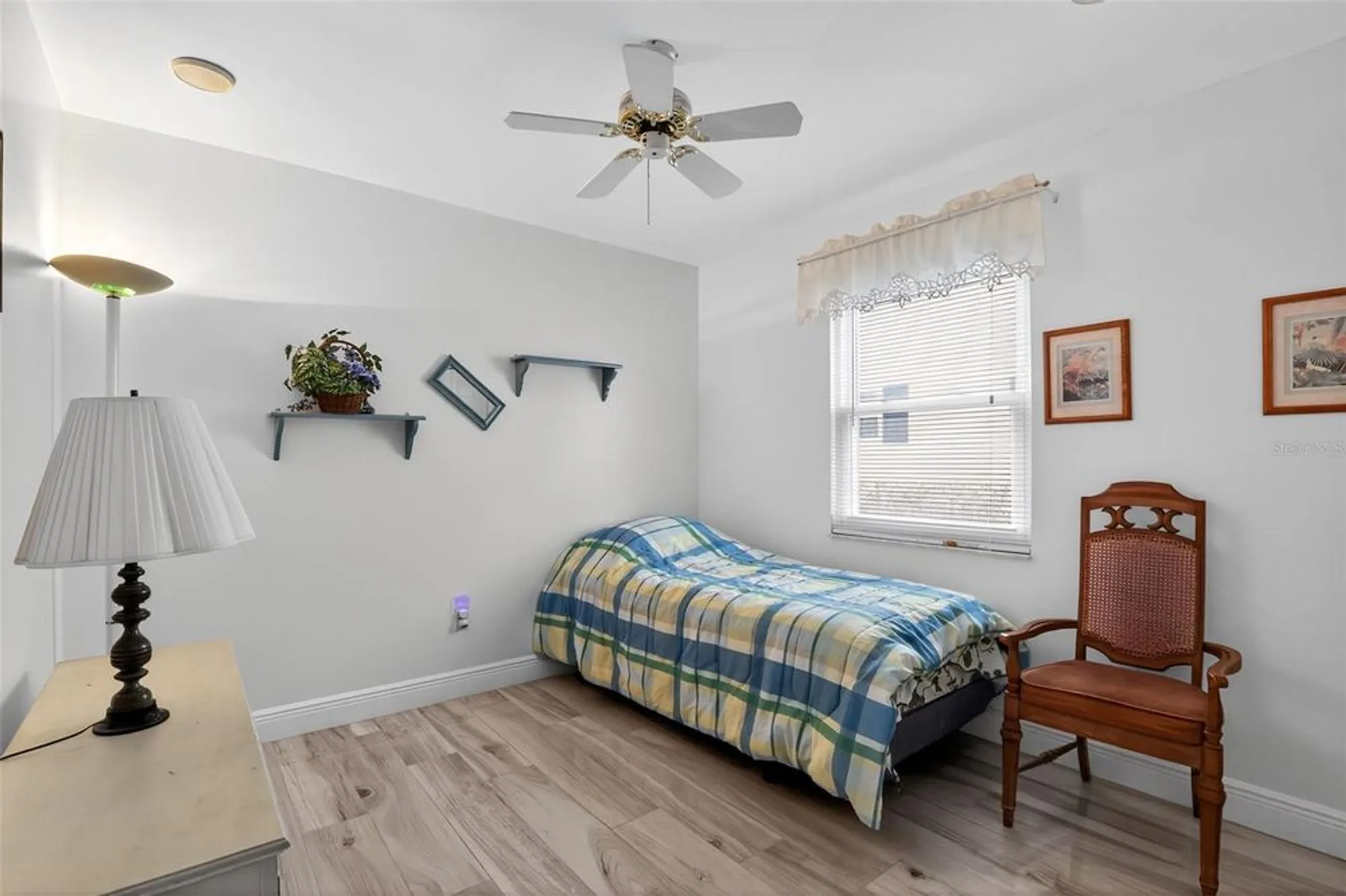 Property Slideshow image 26 of 32 | 411 del mar dr, Lady Lake, FL, 32159