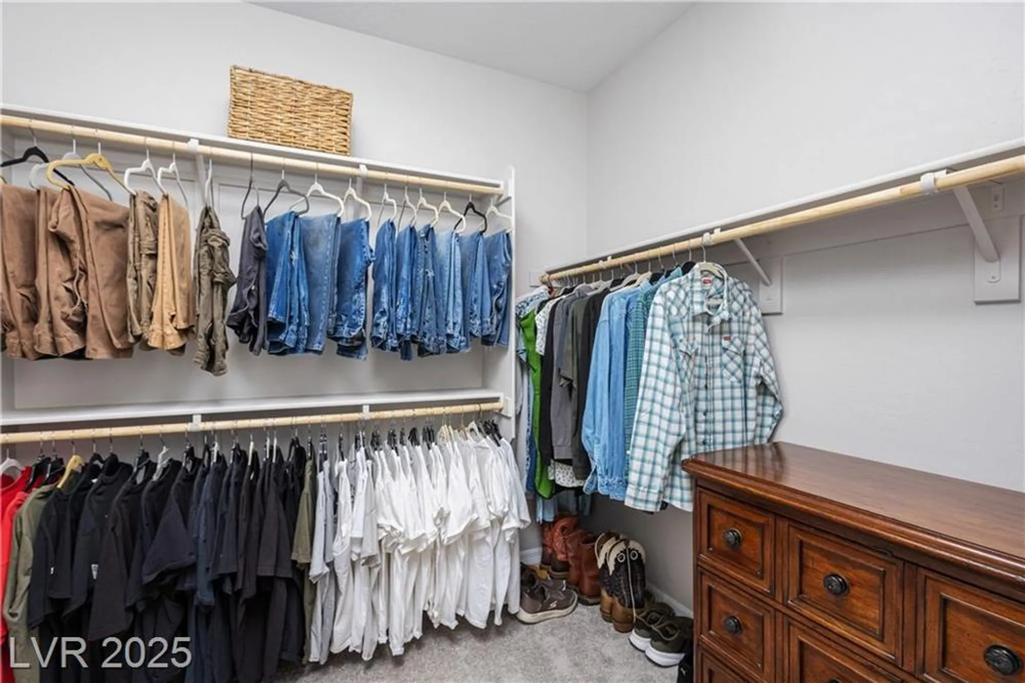 Property Slideshow image 15 of 22 | 1129 calico rdg, Mesquite, NV, 89034