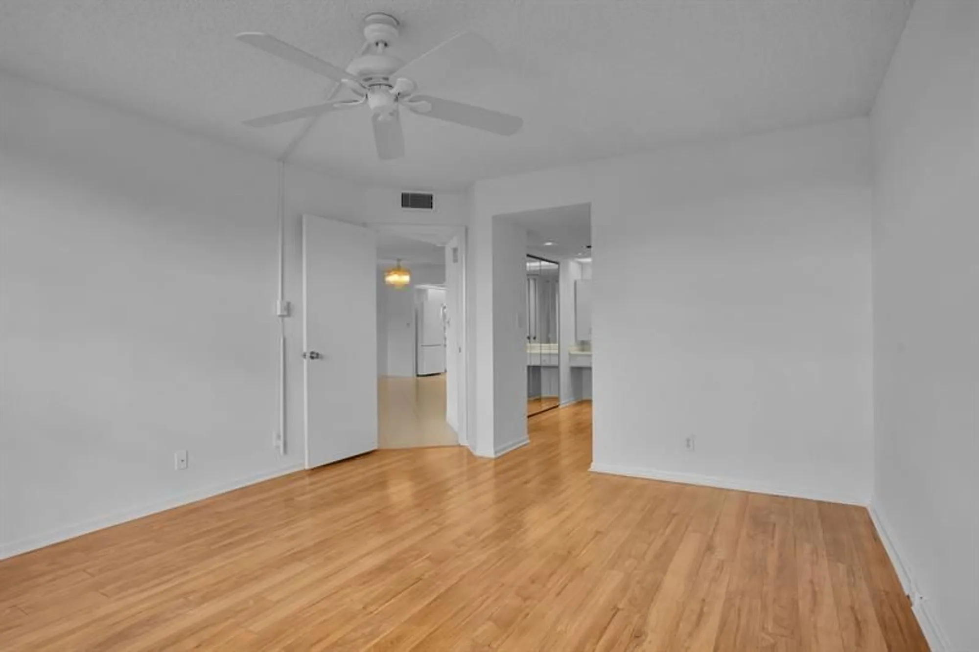 Property Slideshow image 21 of 30 | 1601 abaco dr d4, Coconut Creek, FL, 33066