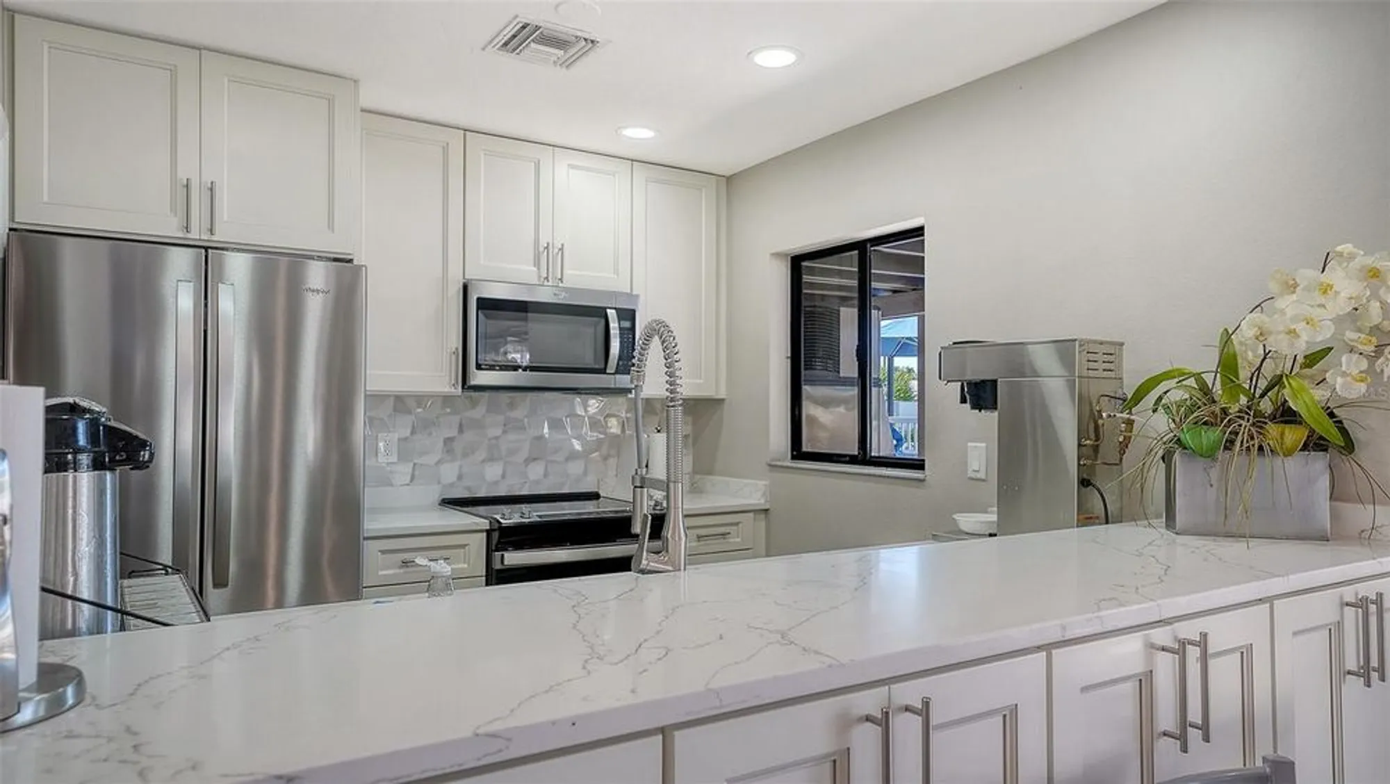 Property Slideshow image 52 of 65 | 5440 eagles point cir apt 104, Sarasota, FL, 34231