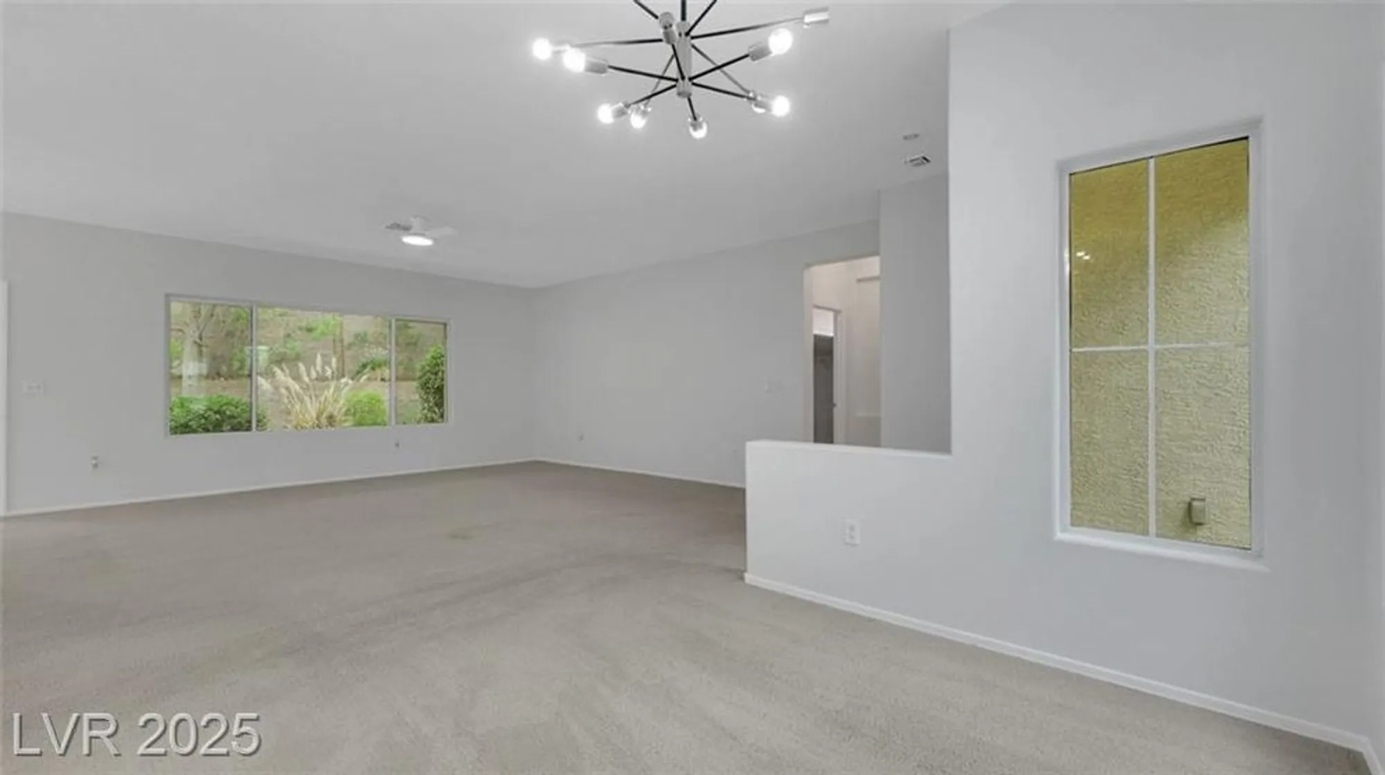 Property Slideshow image 12 of 36 | 2350 little bighorn dr, Henderson, NV, 89052