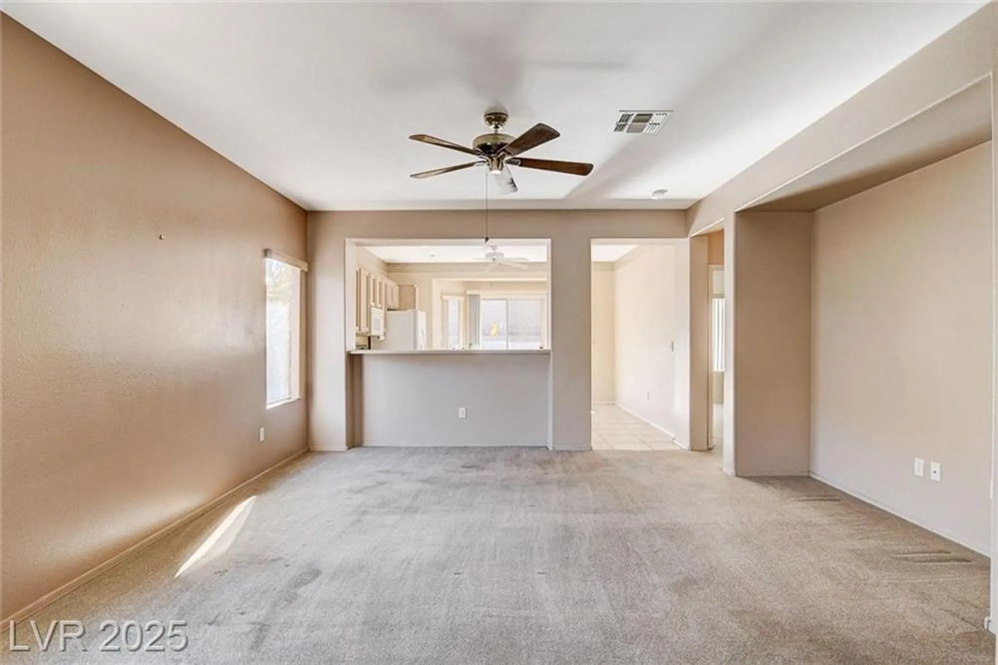 Property Slideshow image 9 of 32 | 2507 libretto ave, Henderson, NV, 89052