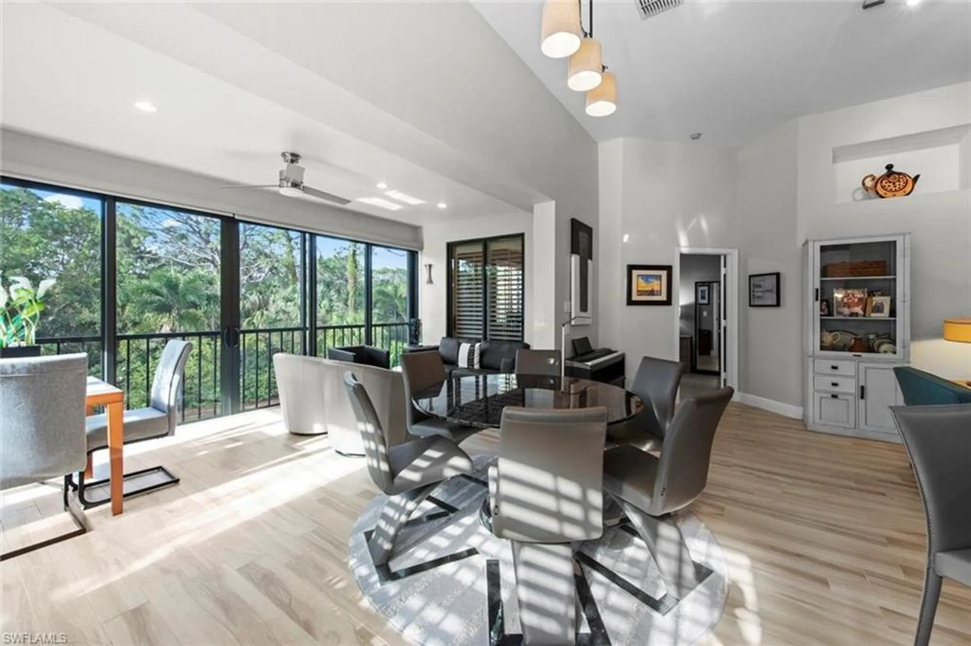 Property Slideshow image 2 of 40 | 27031 oakwood lake dr 201, Bonita Springs, FL, 34134