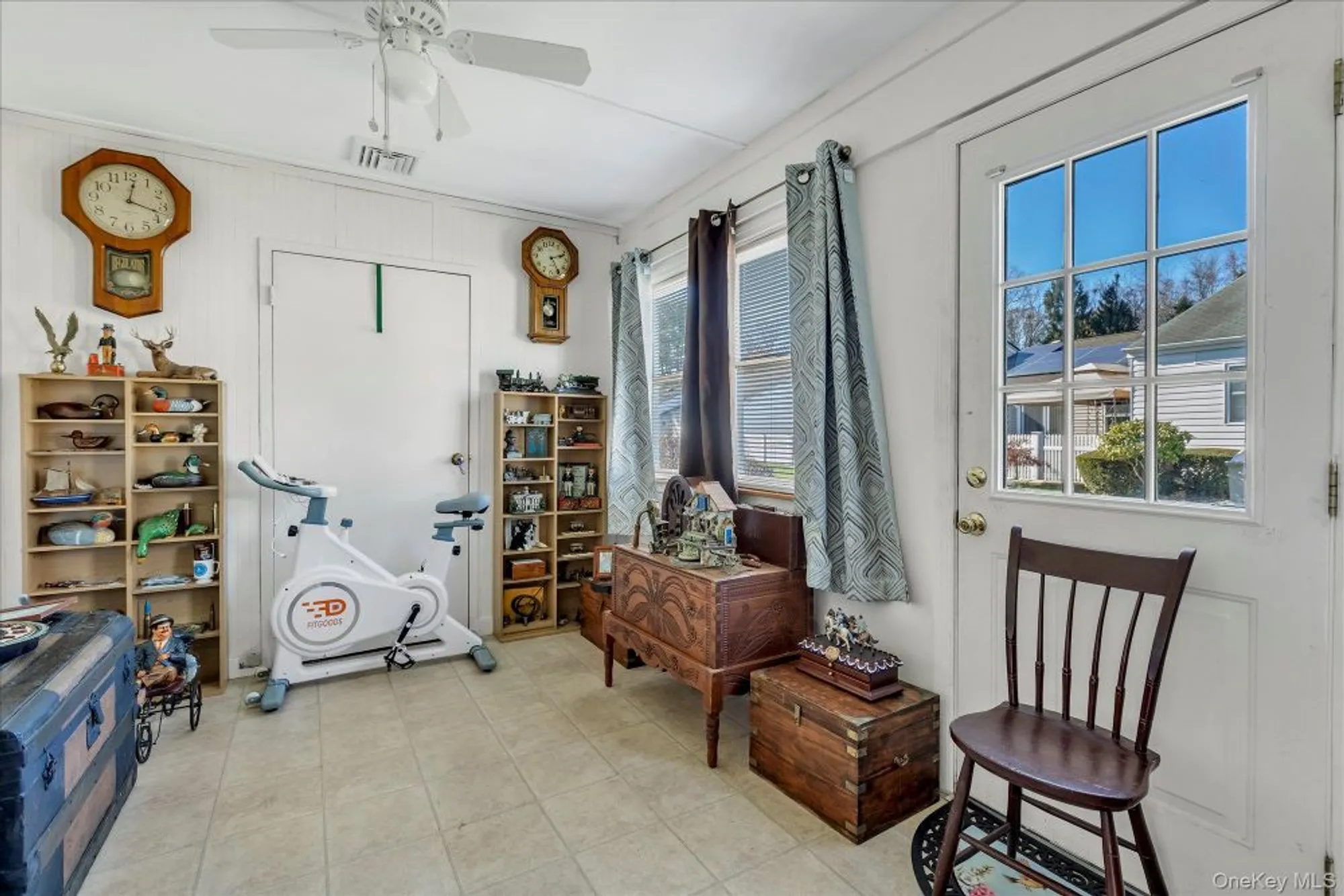 Property Slideshow image 8 of 14 | 141 forge ln, Coram, NY, 11727