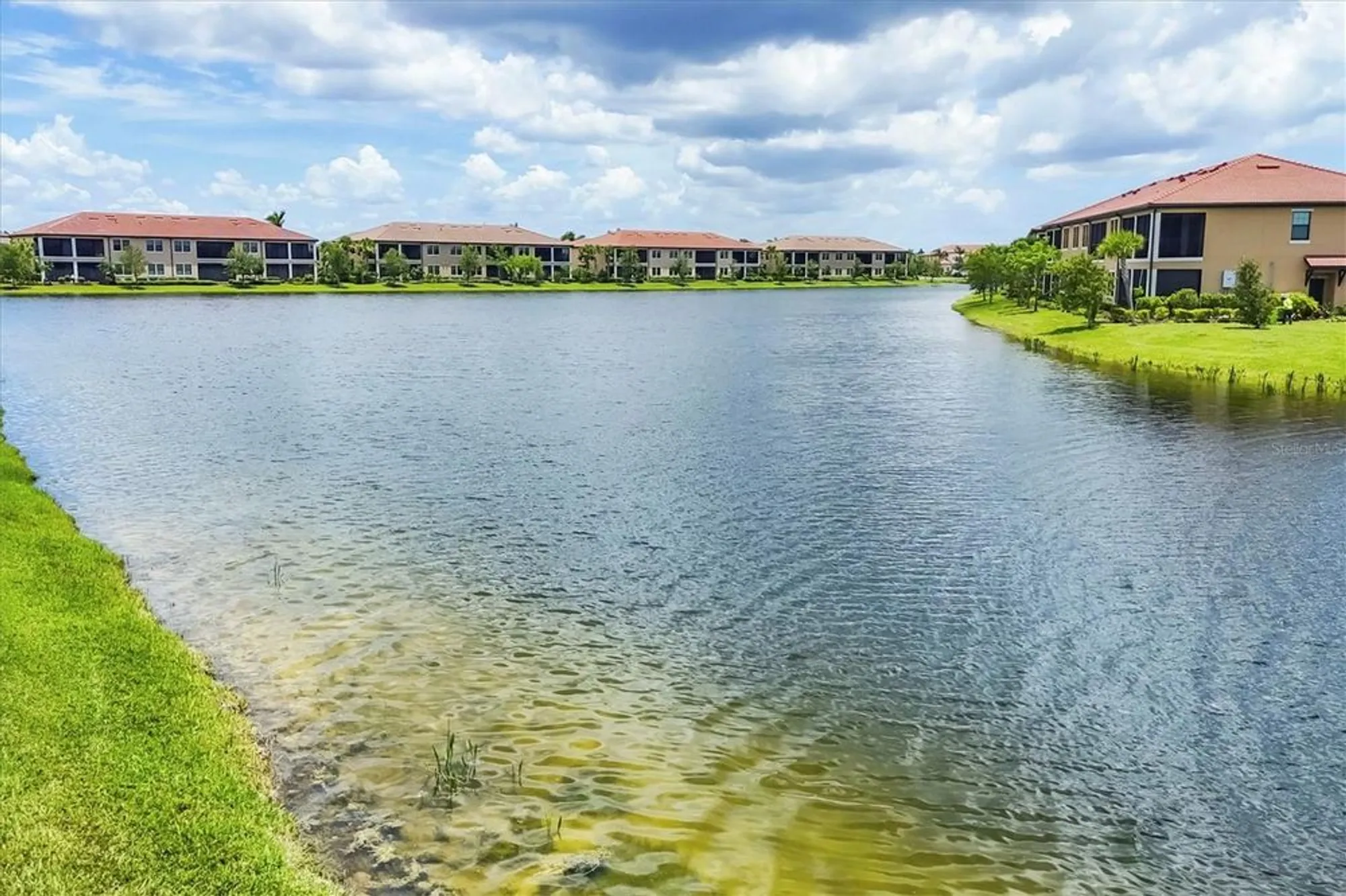 Property Slideshow image 19 of 100 | 10061 cozy grove dr, Venice, FL, 34293