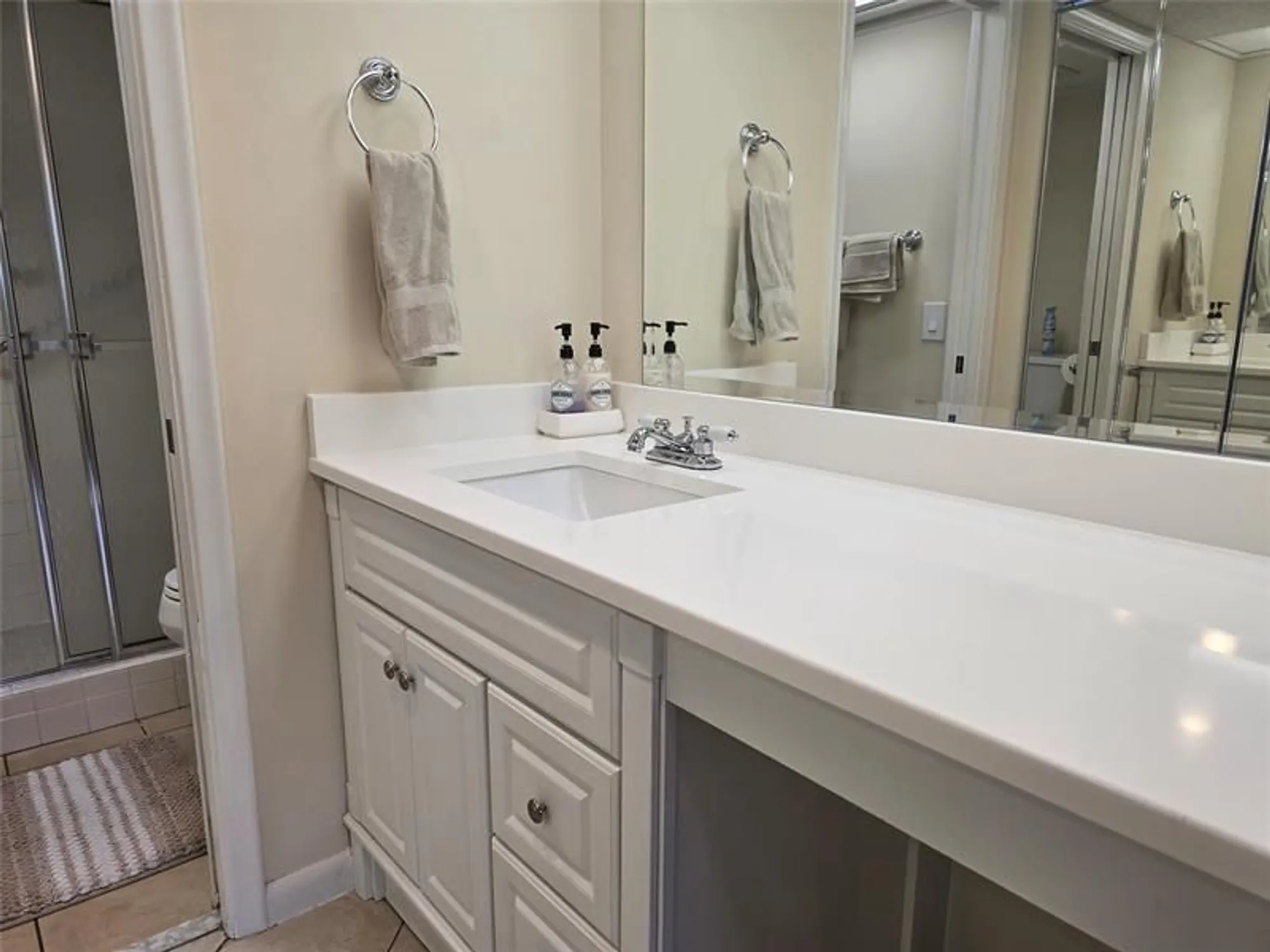 Property Slideshow image 17 of 68 | 1606 abaco dr e1, Coconut Creek, FL, 33066