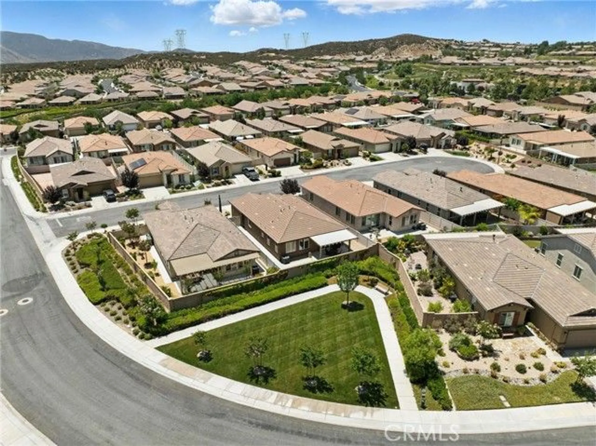 Property Slideshow image 34 of 37 | 1616 rosemary gdns, Beaumont, CA, 92223