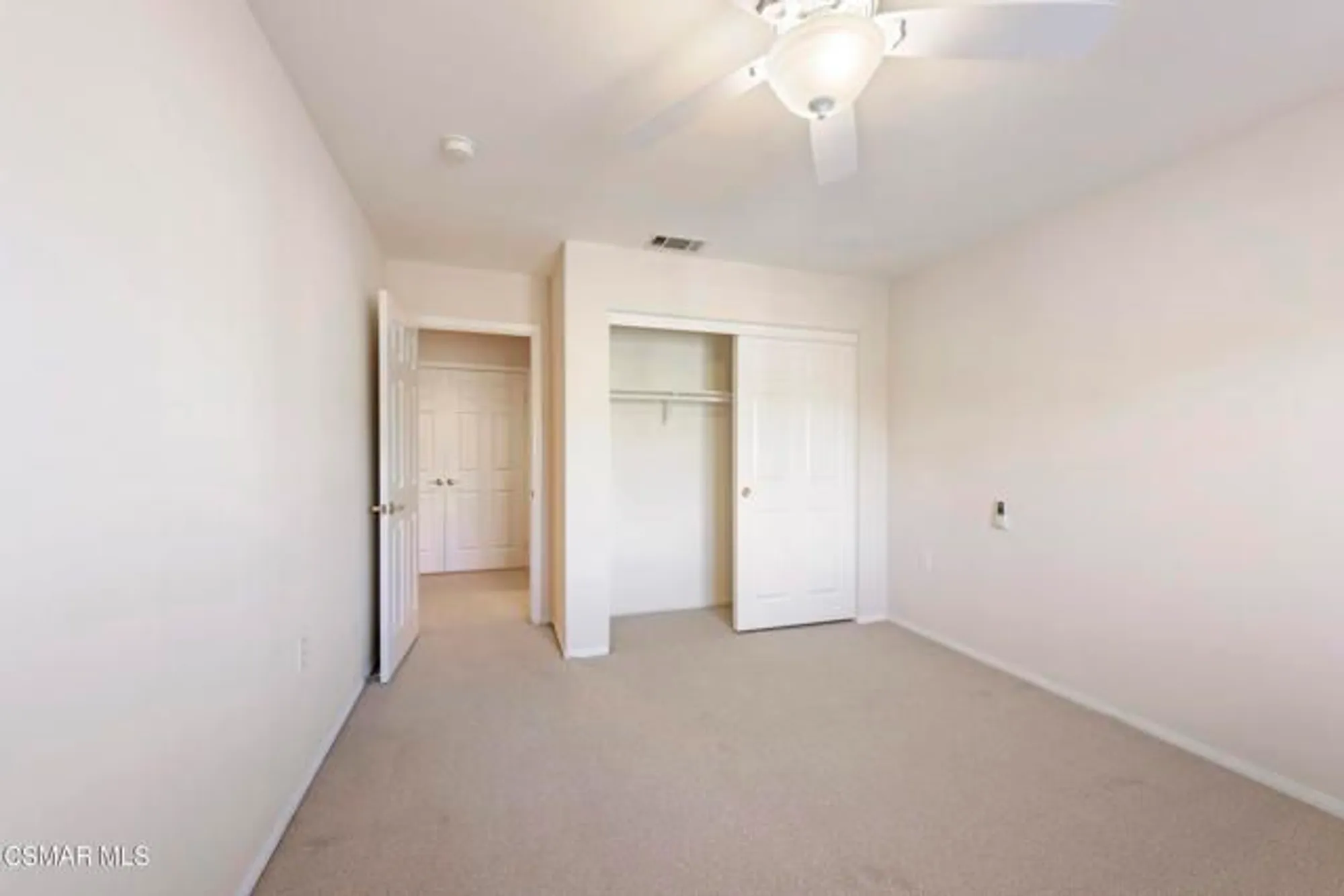 Property Slideshow image 19 of 38 | 2059 tulip ave, Simi Valley, CA, 93063