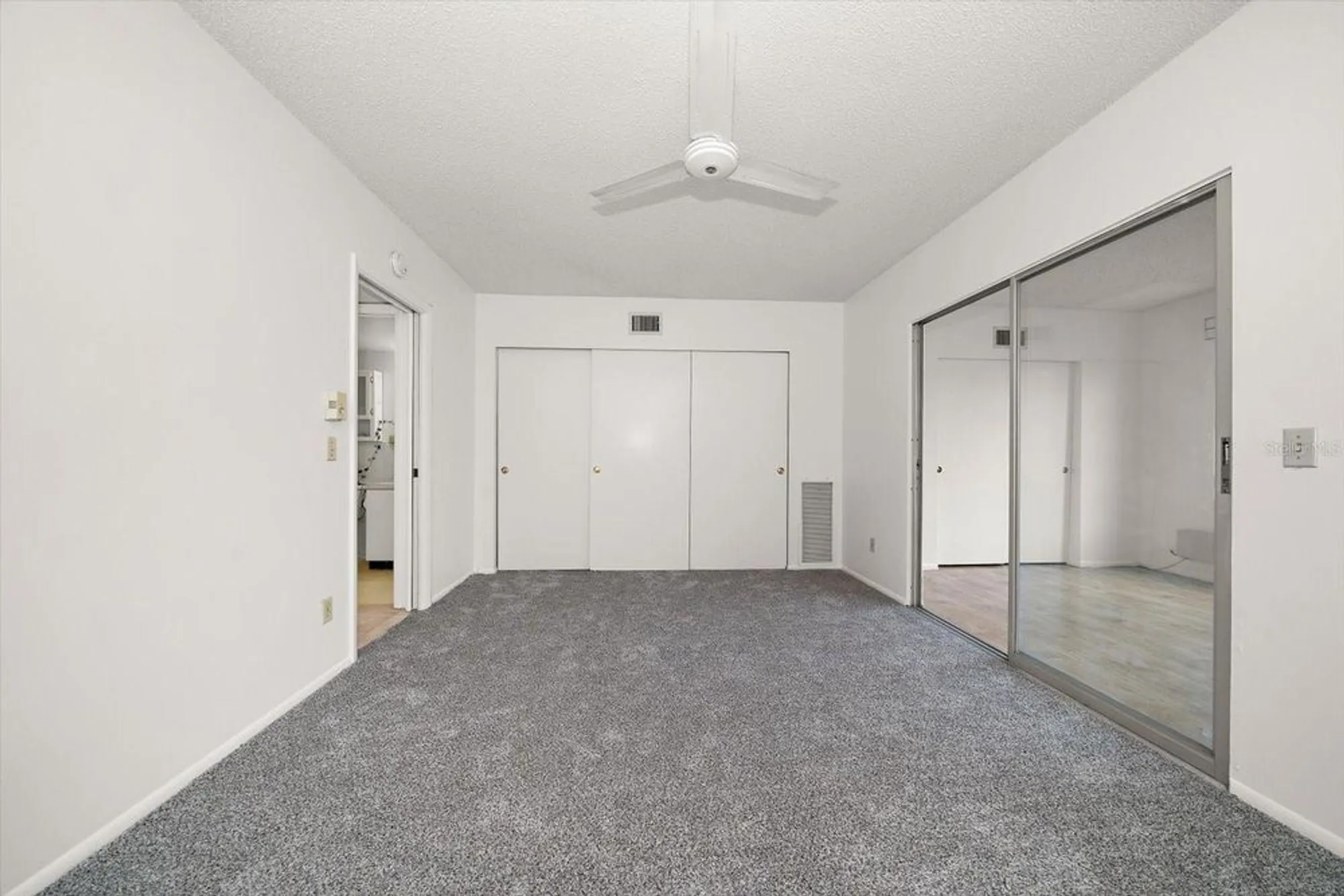 Property Slideshow image 29 of 34 | 2466 ecuadorian way 38, Clearwater, FL, 33763