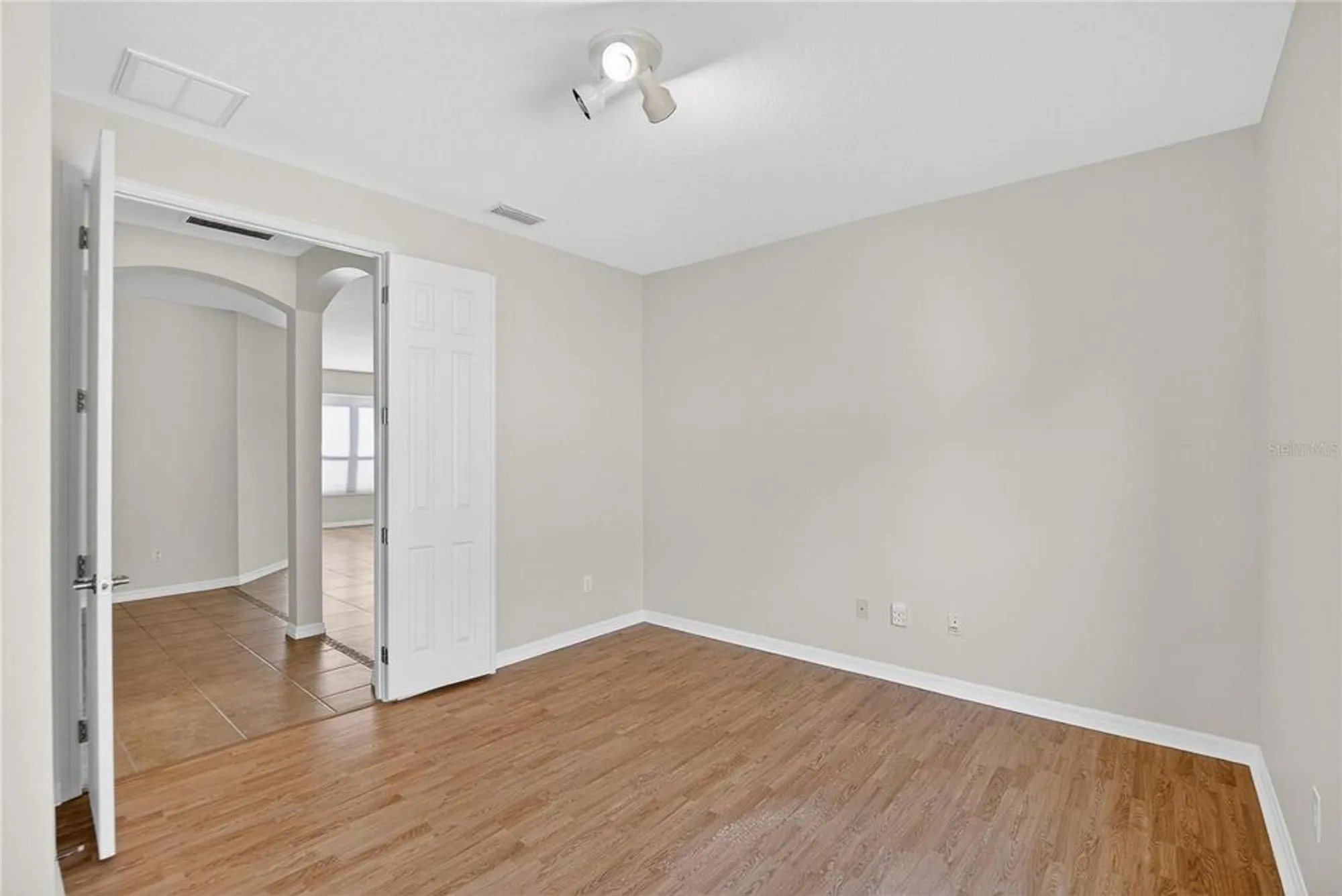 Property Slideshow image 38 of 76 | 331 cedar falls dr, Apollo Beach, FL, 33572