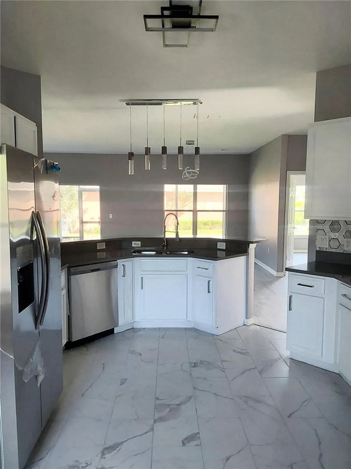 Property Slideshow image 10 of 25 | 130 prima dr, Kissimmee, FL, 34759