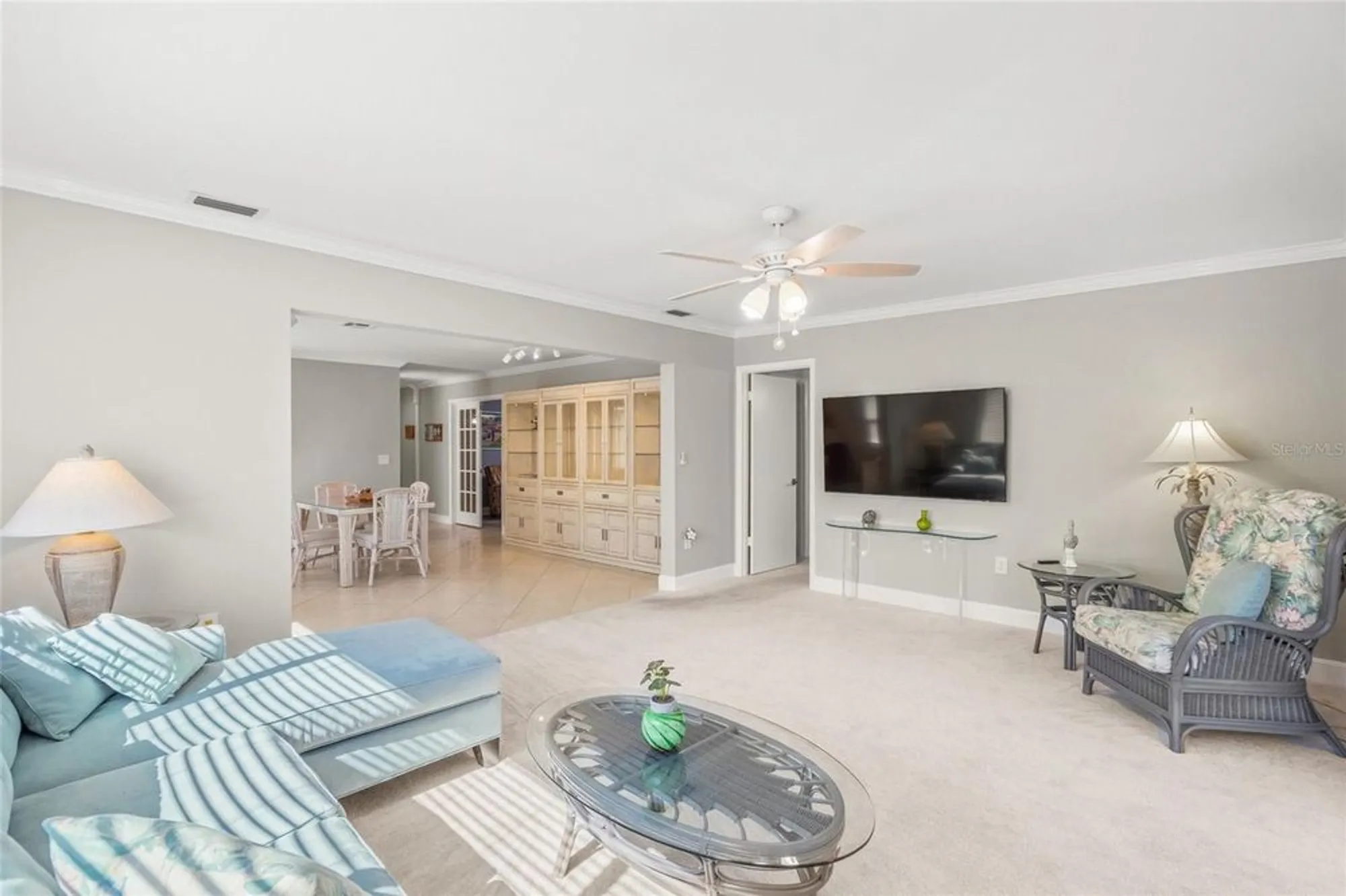 Property Slideshow image 14 of 35 | 6213 green view dr # 127, Sarasota, FL, 34231
