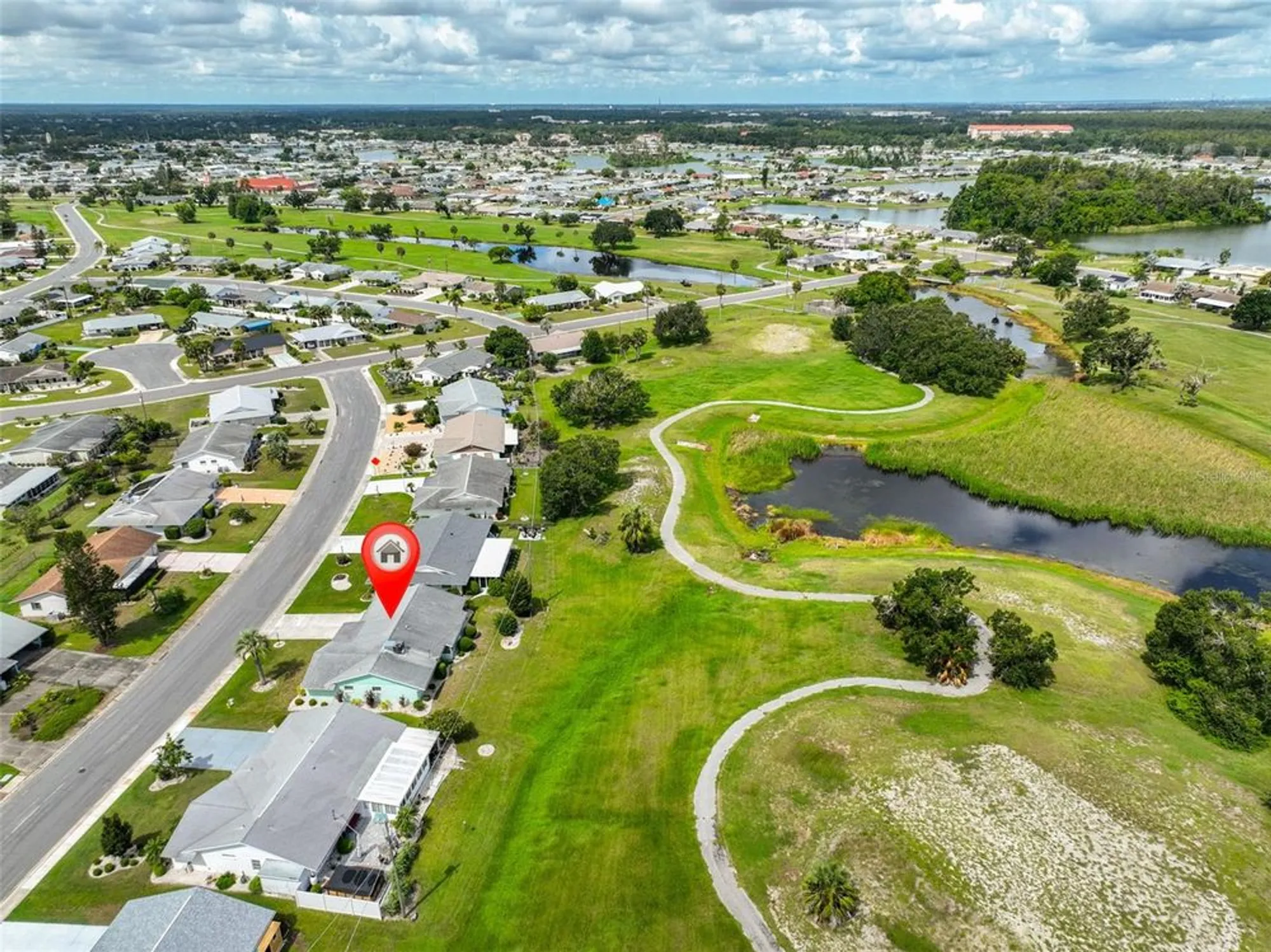 Property Slideshow image 32 of 41 | 823 fox hills dr, Sun City Center, FL, 33573