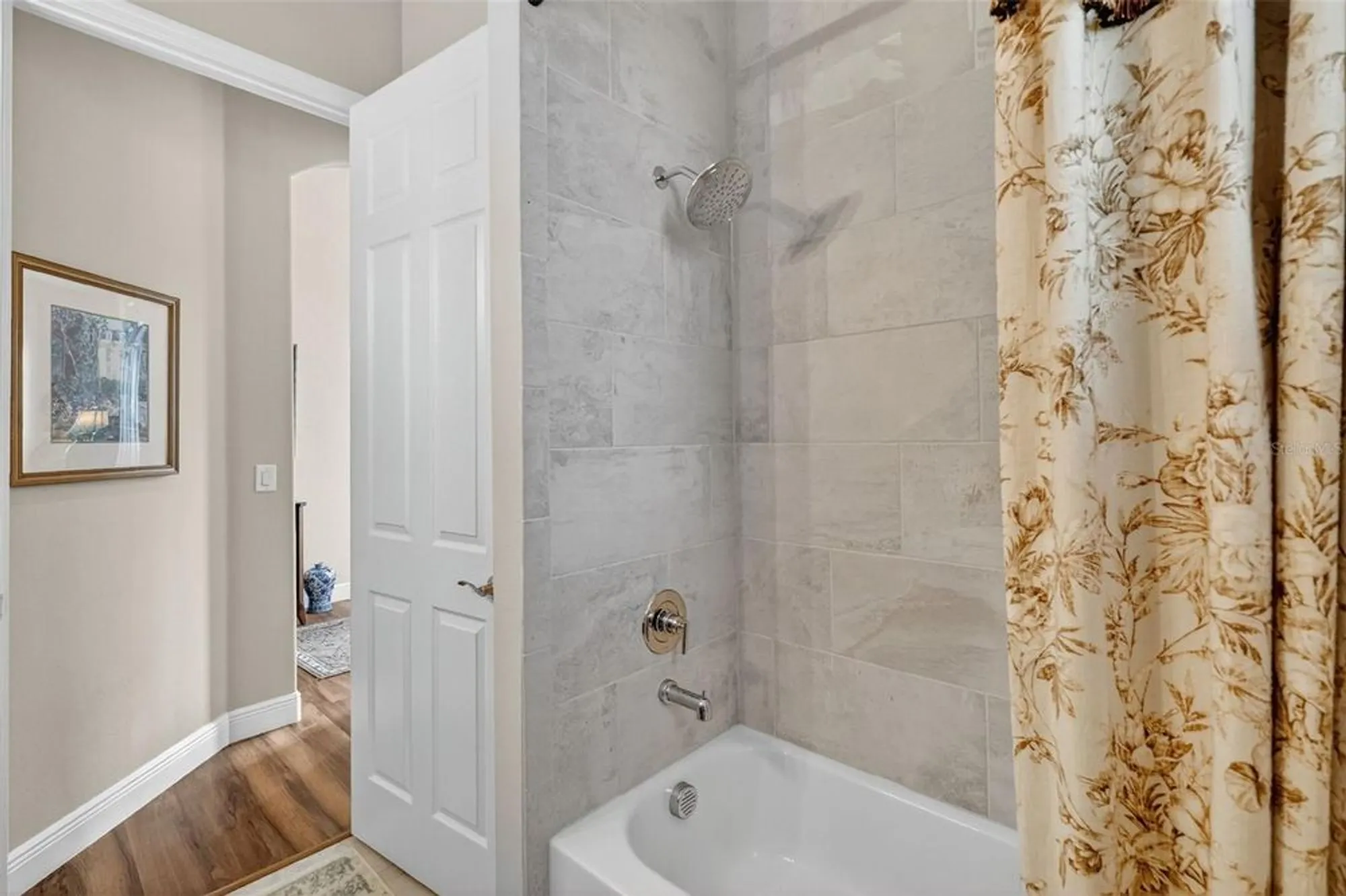 Property Slideshow image 40 of 73 | 8464 bridgeport bay cir, Mount Dora, FL, 32757