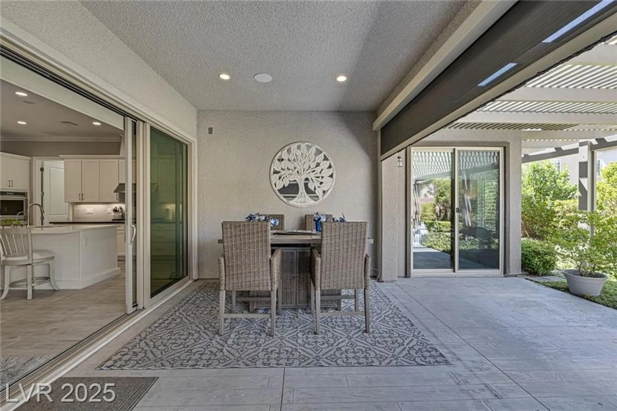Property Slideshow image 31 of 36 | 9888 gemstone sunset ave, Las Vegas, NV, 89148