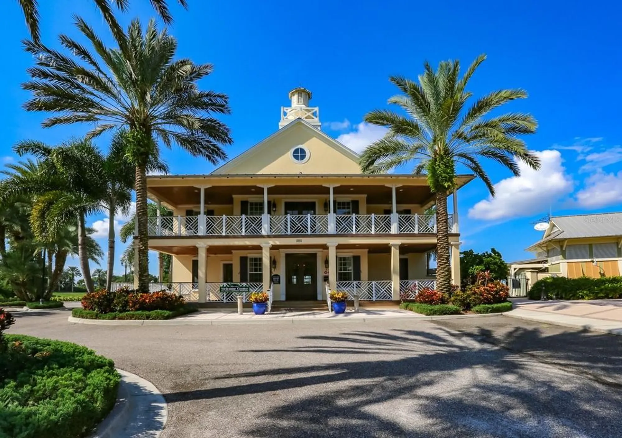 Property Slideshow image 46 of 57 | 203 oceania ct, Apollo Beach, FL, 33572