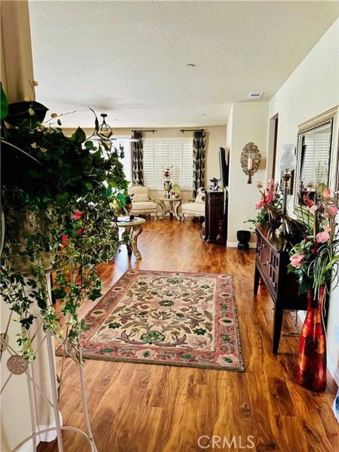 Property Slideshow image 4 of 30 | 19369 glaslyn ct, Apple Valley, CA, 92308