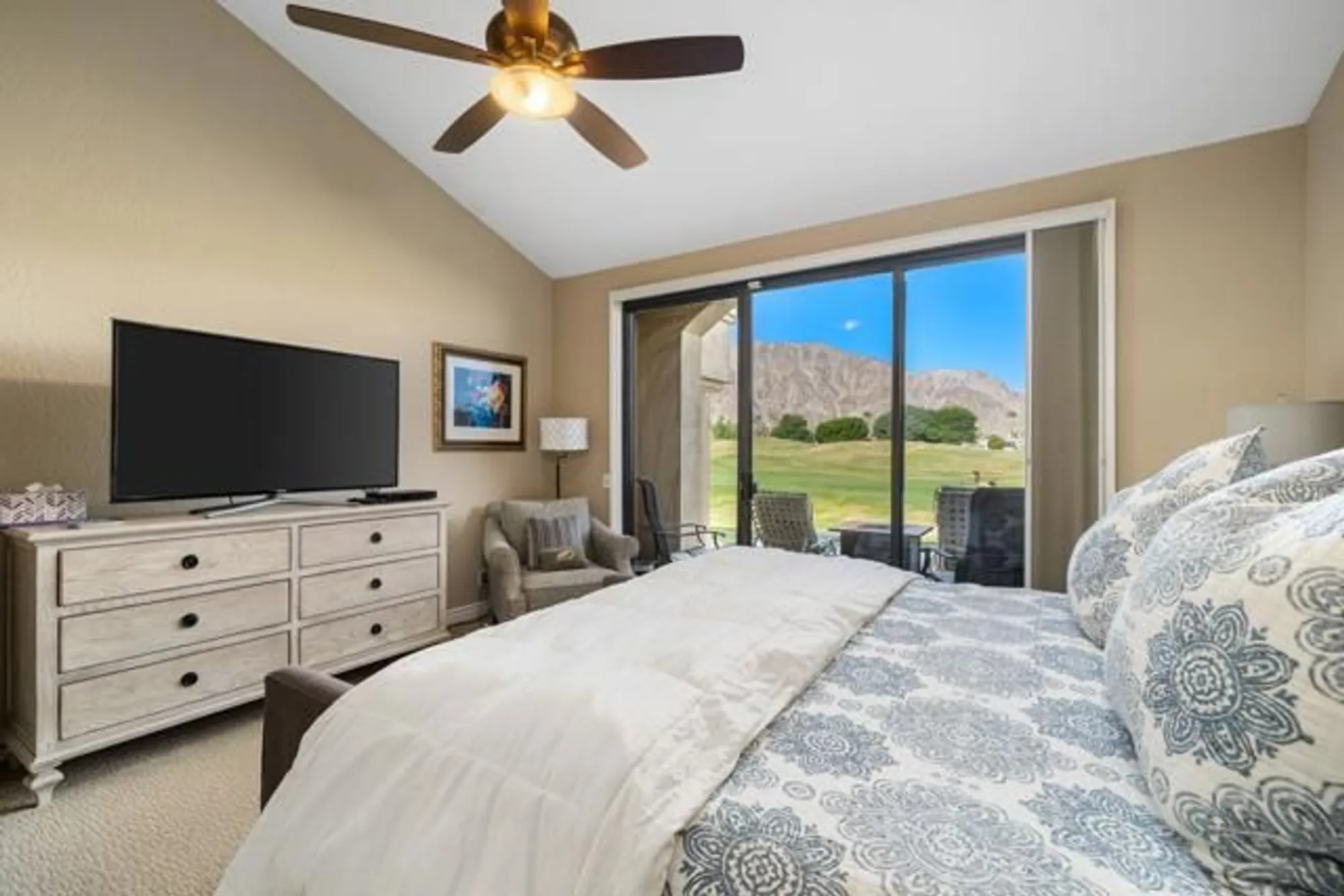 Property Slideshow image 32 of 44 | 54821 inverness way, La Quinta, CA, 92253