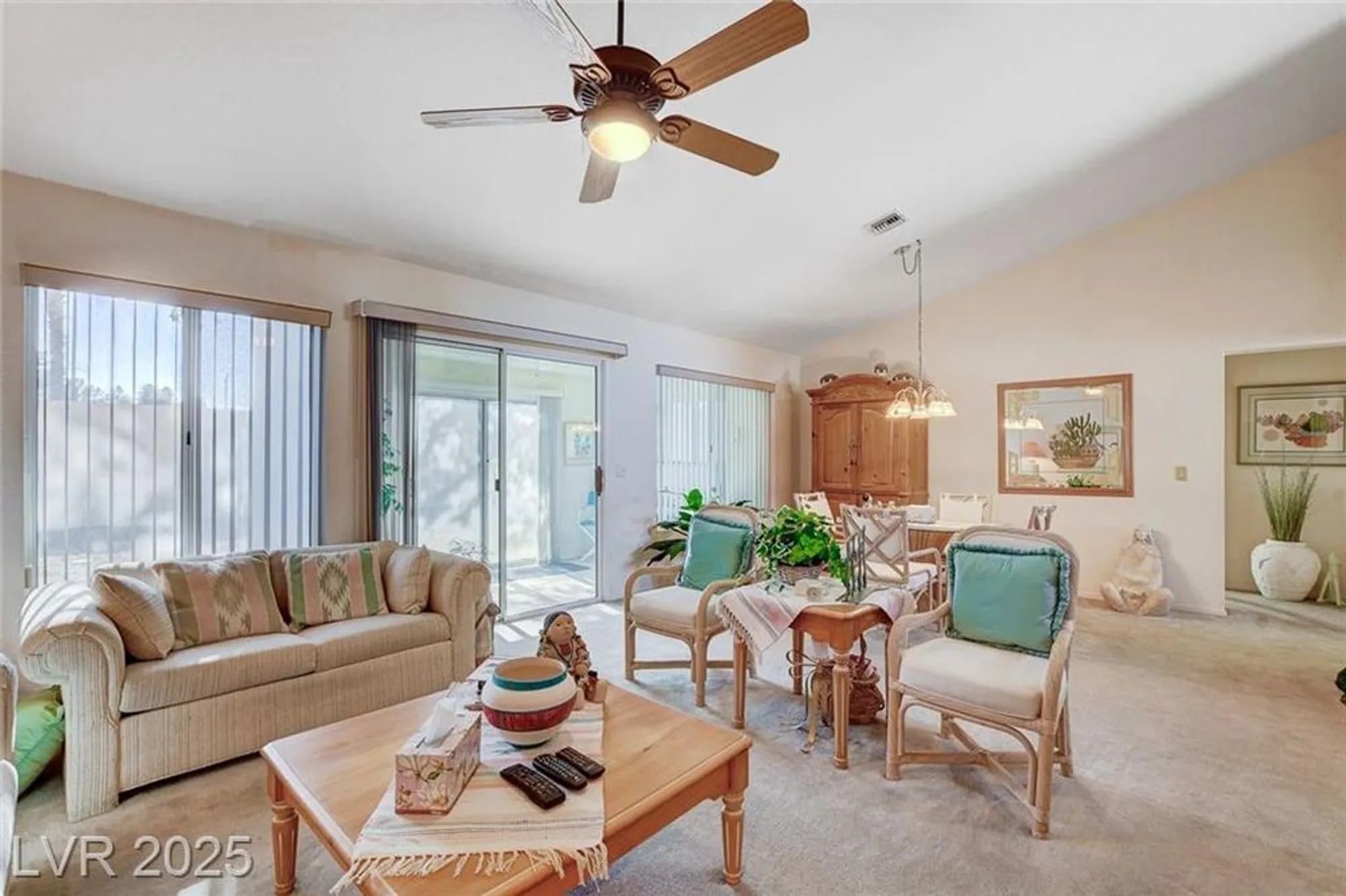 Property Slideshow image 9 of 33 | 9053 gemstone dr, Las Vegas, NV, 89134