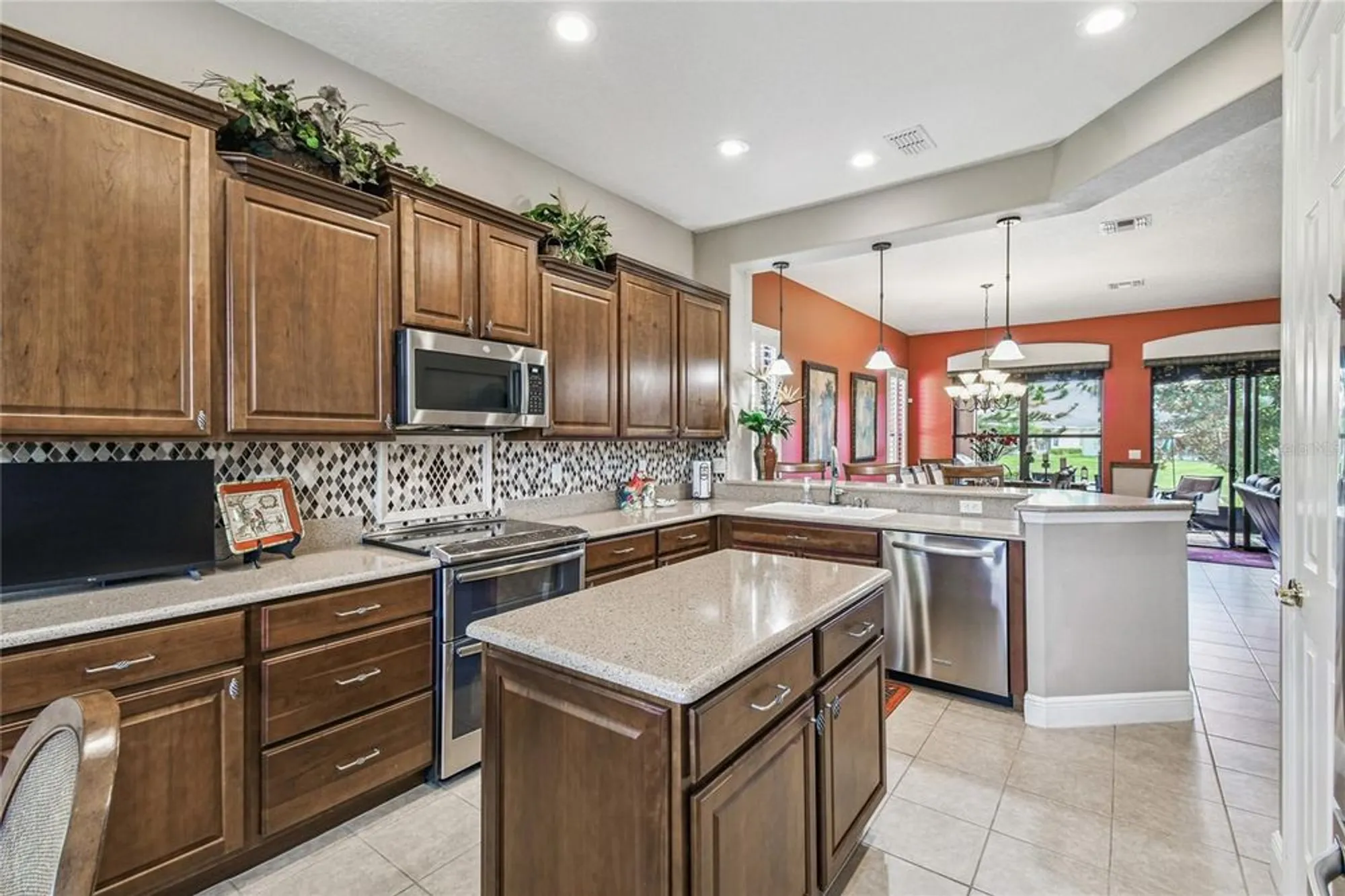 Property Slideshow image 20 of 74 | 699 villa park rd, Poinciana, FL, 34759