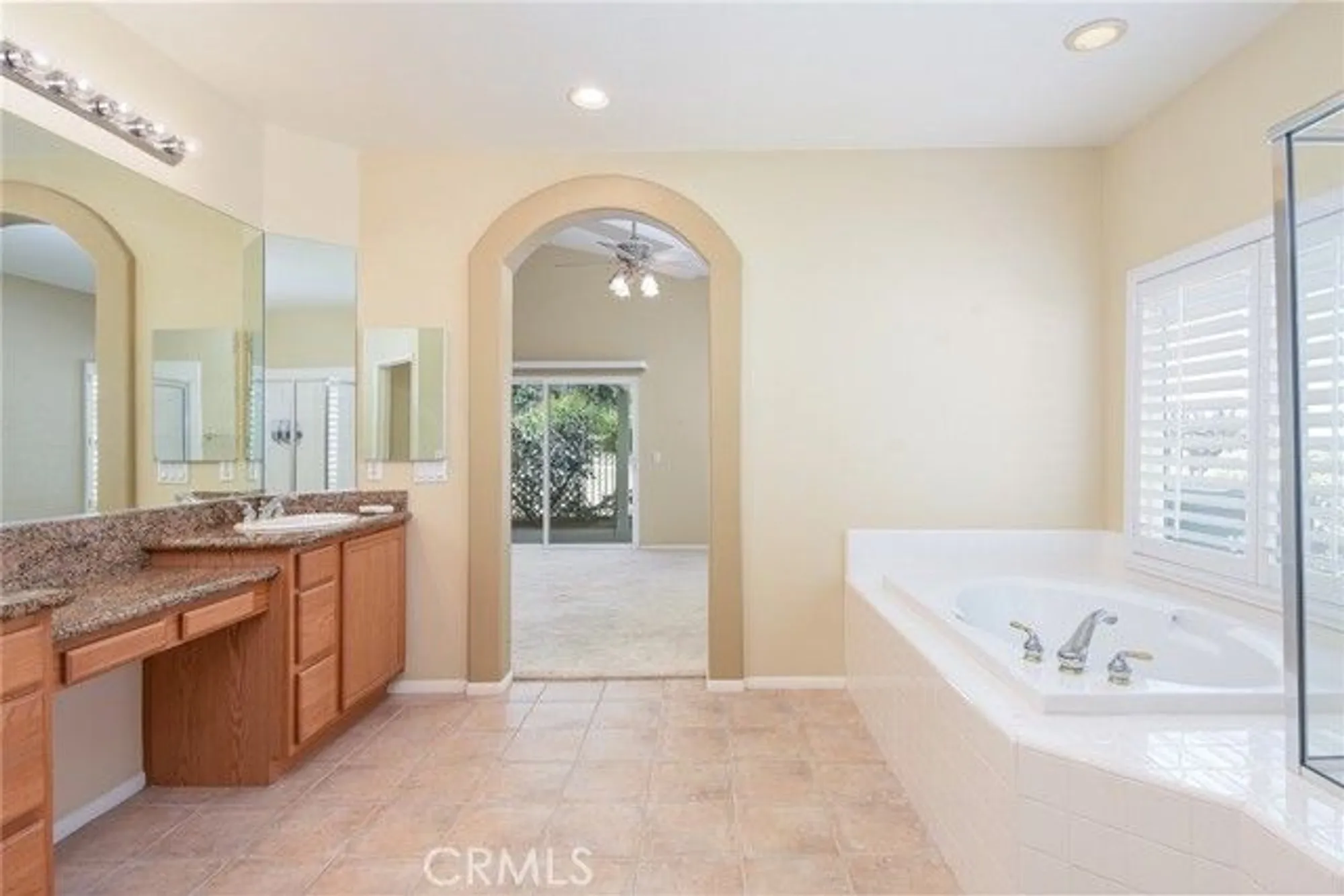 Property Slideshow image 20 of 36 | 24182 via llano, Murrieta, CA, 92562