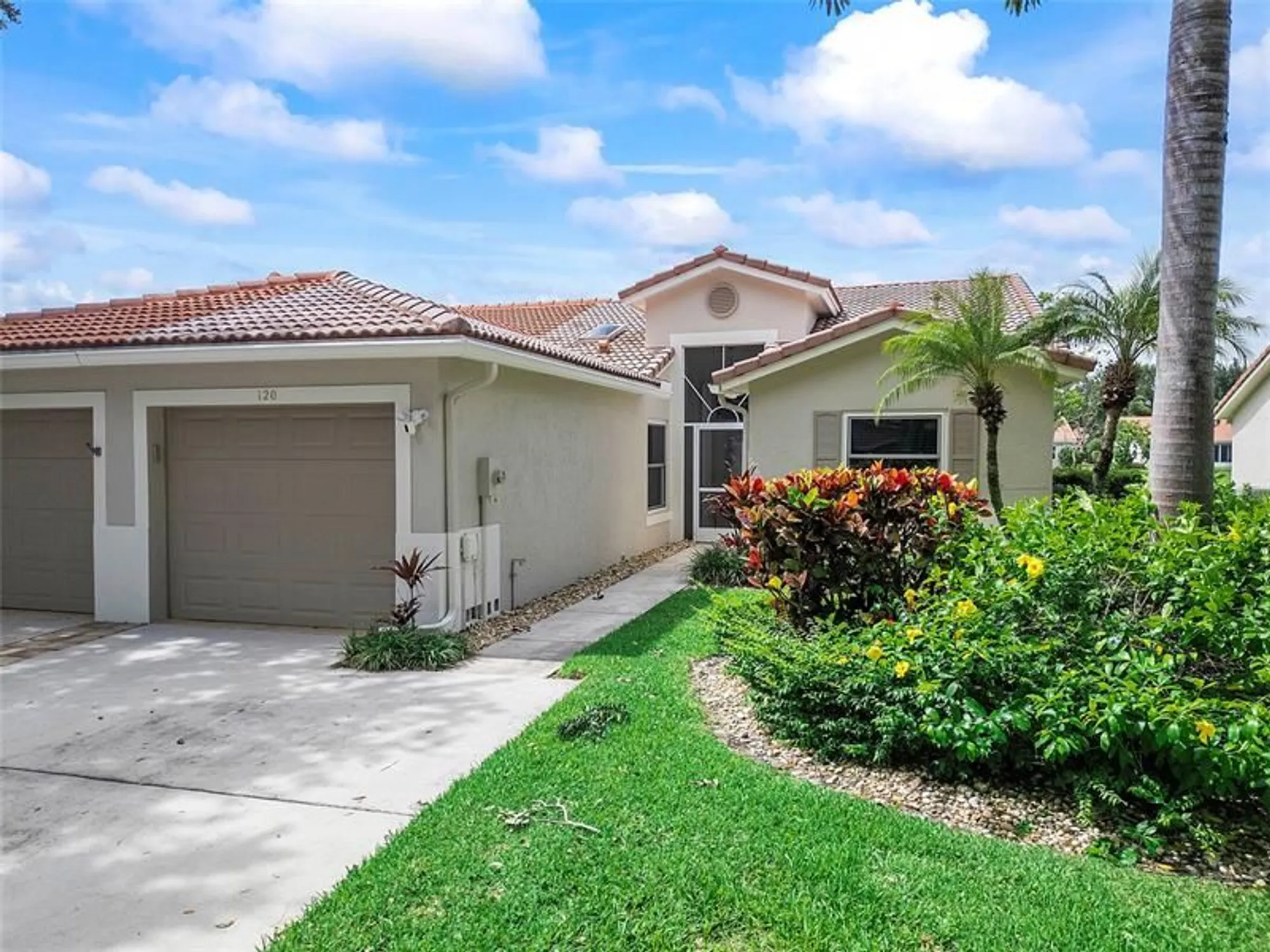 Property Slideshow image 5 of 43 | 120 sausalito dr, Boynton Beach, FL, 33436