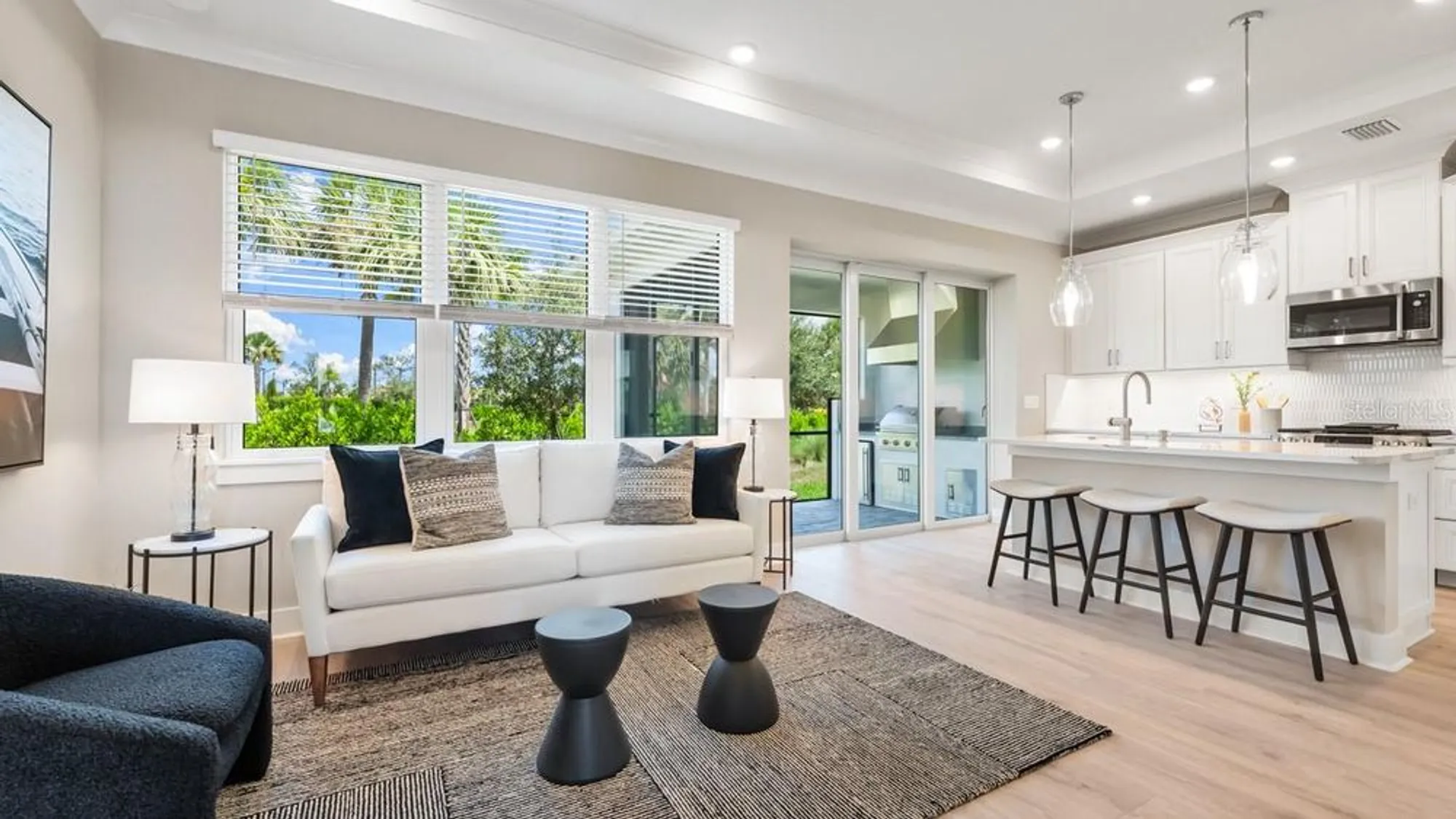 Property Slideshow image 10 of 65 | 4068 santa caterina blvd # 101, Bradenton, FL, 34211