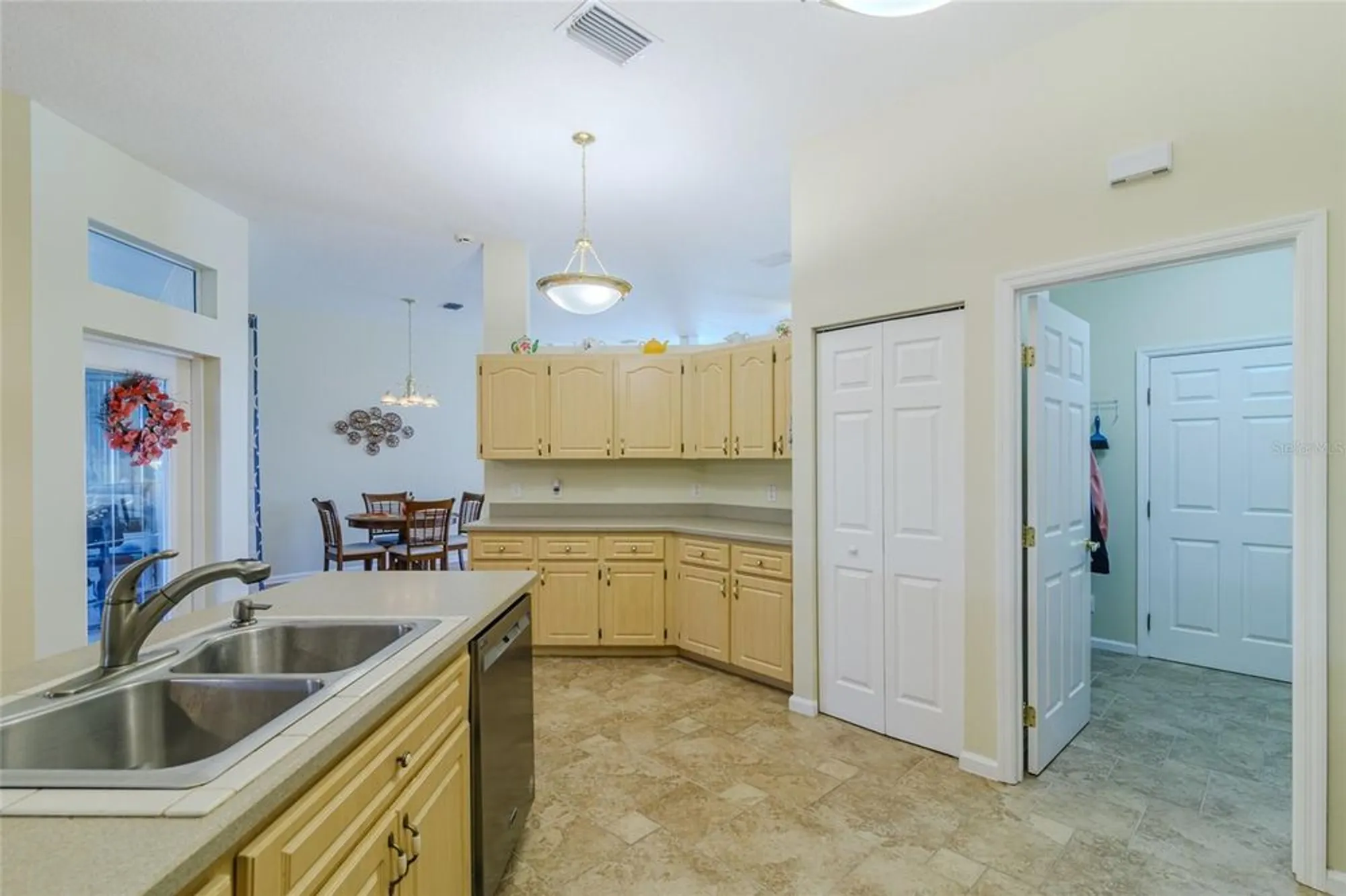 Property Slideshow image 7 of 34 | 2370 nw 59th ave, Ocala, FL, 34482