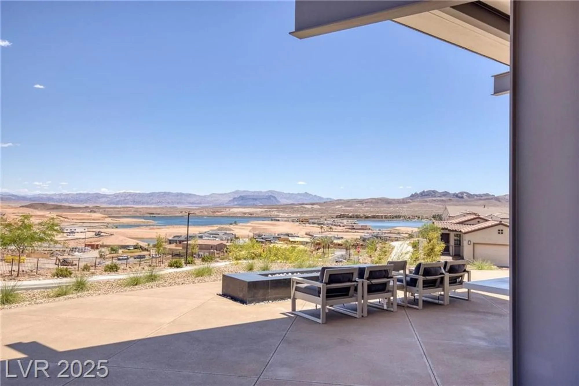 Property Slideshow image 34 of 44 | 25 red creek bluff st, Henderson, NV, 89011