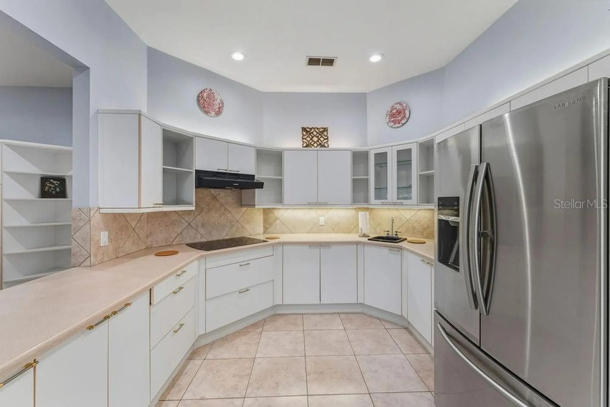 Property Slideshow image 20 of 72 | 24 bay pointe dr, Ormond Beach, FL, 32174