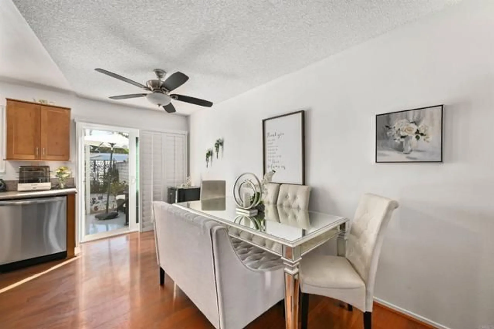 Property Slideshow image 8 of 29 | 3594 pear blossom dr, Oceanside, CA, 92057