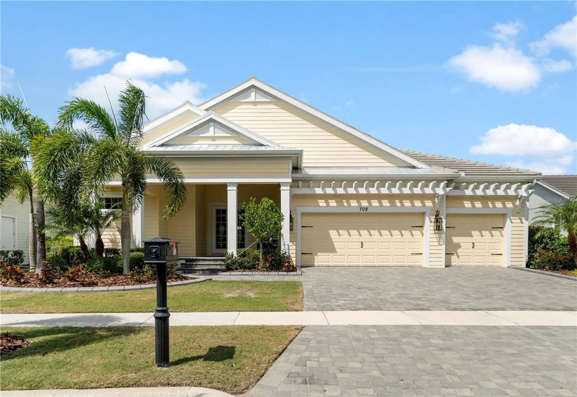 Property Slideshow image 4 of 95 | 708 manns harbor dr, Apollo Beach, FL, 33572