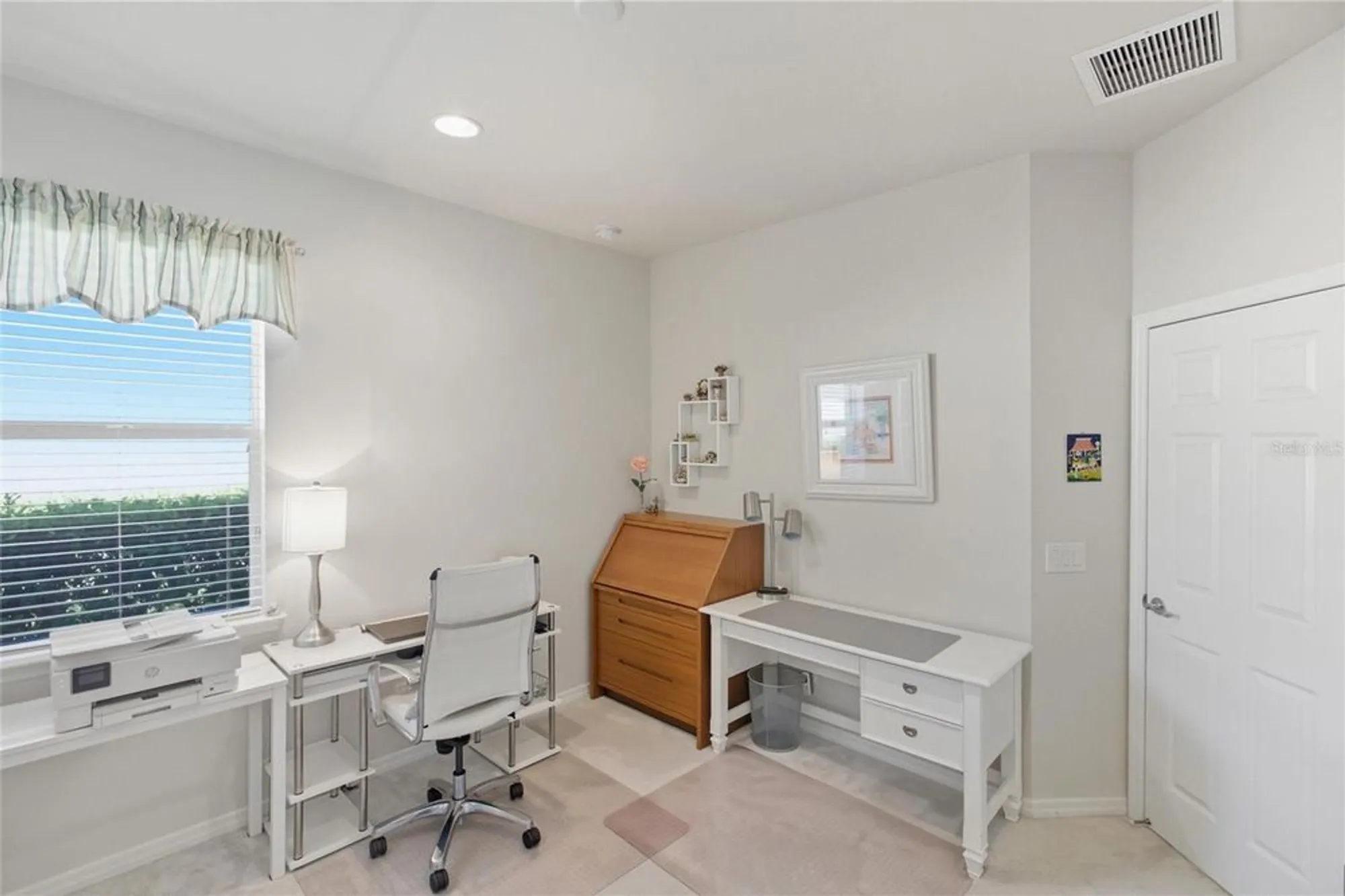 Property Slideshow image 32 of 63 | 6105 granaway ct, Sarasota, FL, 34238