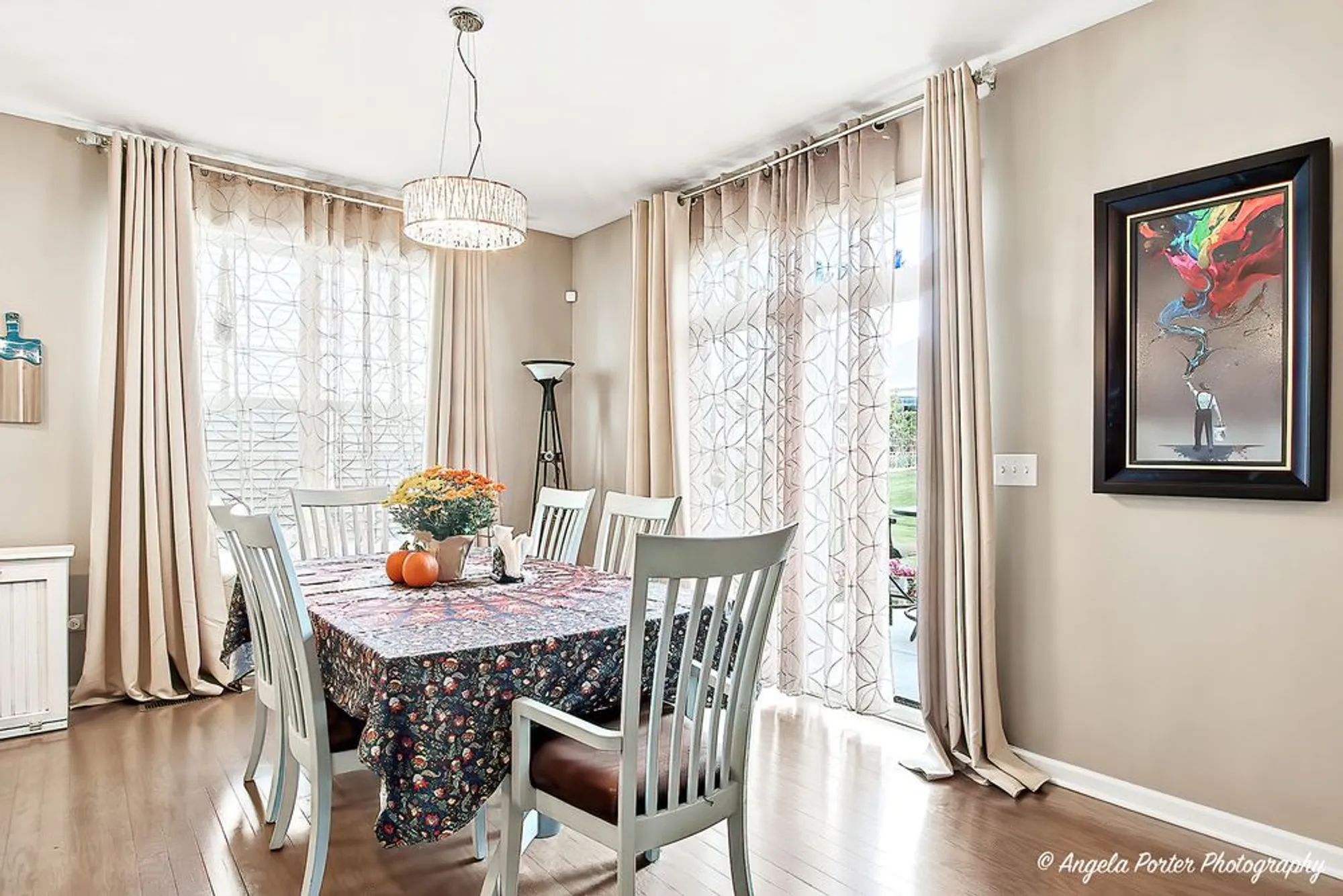 Property Slideshow image 15 of 30 | 1817 alta dr, Volo, IL, 60020