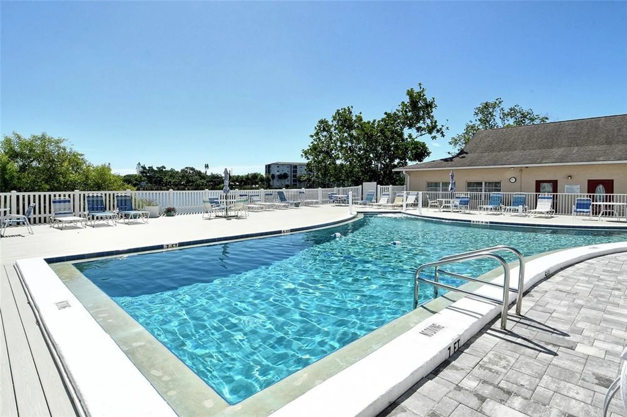 Property Slideshow image 46 of 64 | 4130 heron way # b-115, Bradenton, FL, 34205