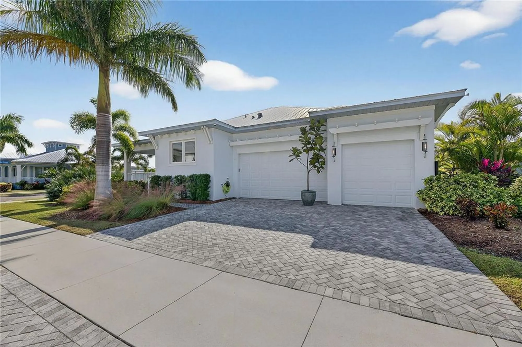 Property Slideshow image 8 of 92 | 5720 tybee island dr, Apollo Beach, FL, 33572