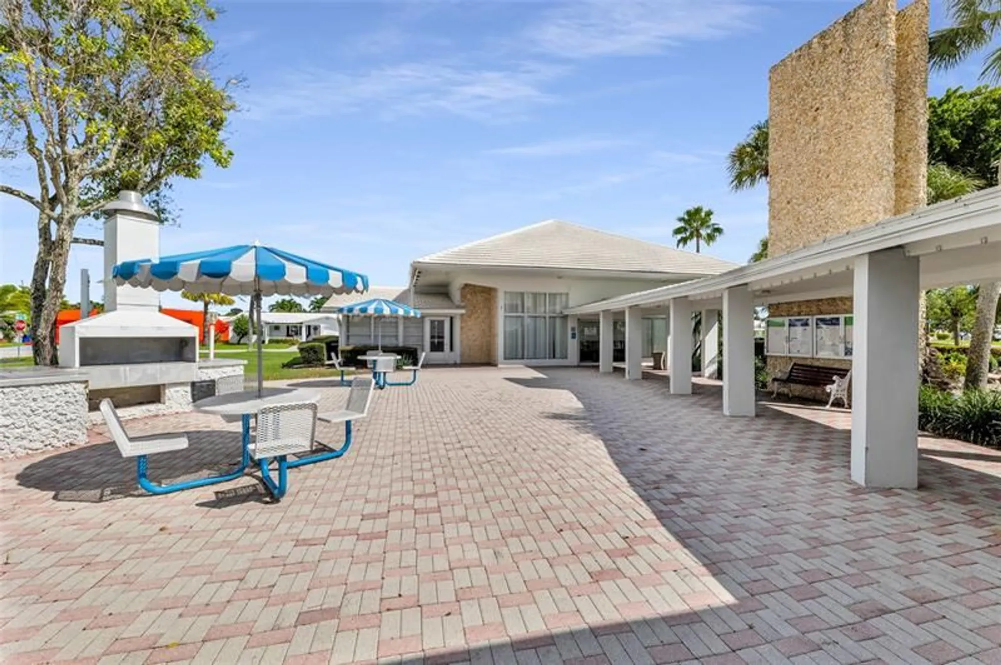 Property Slideshow image 65 of 67 | 2711 nw 4th ave, Pompano Beach, FL, 33064