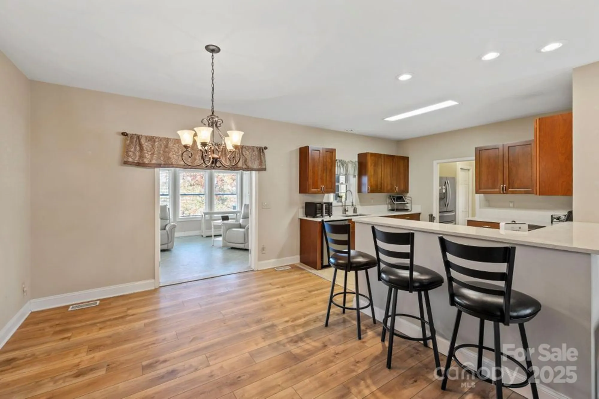 Property Slideshow image 21 of 48 | 494 riverwind dr, Hendersonville, NC, 28739