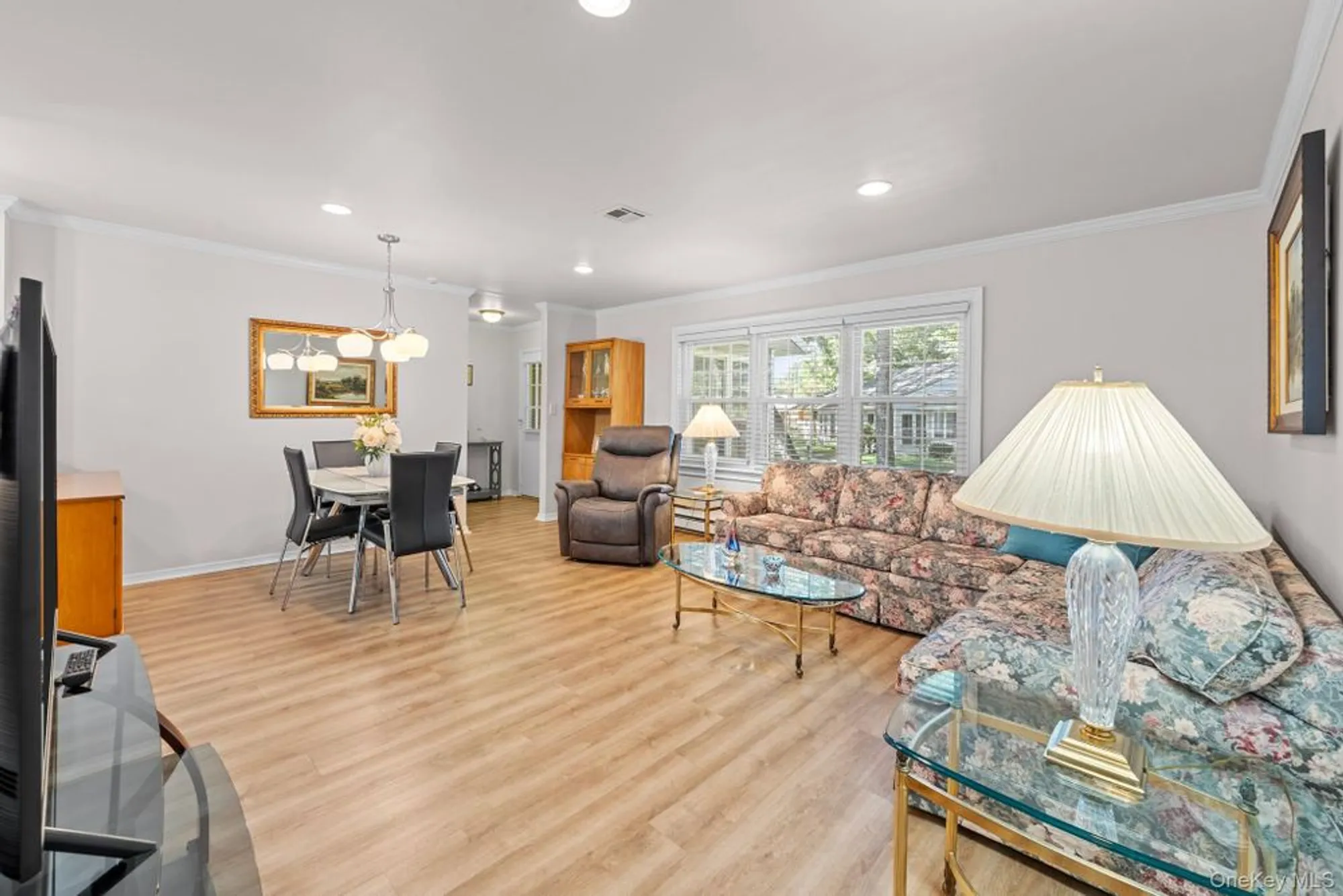 Property Slideshow image 12 of 25 | 46 trent ct c, Ridge, NY, 11961