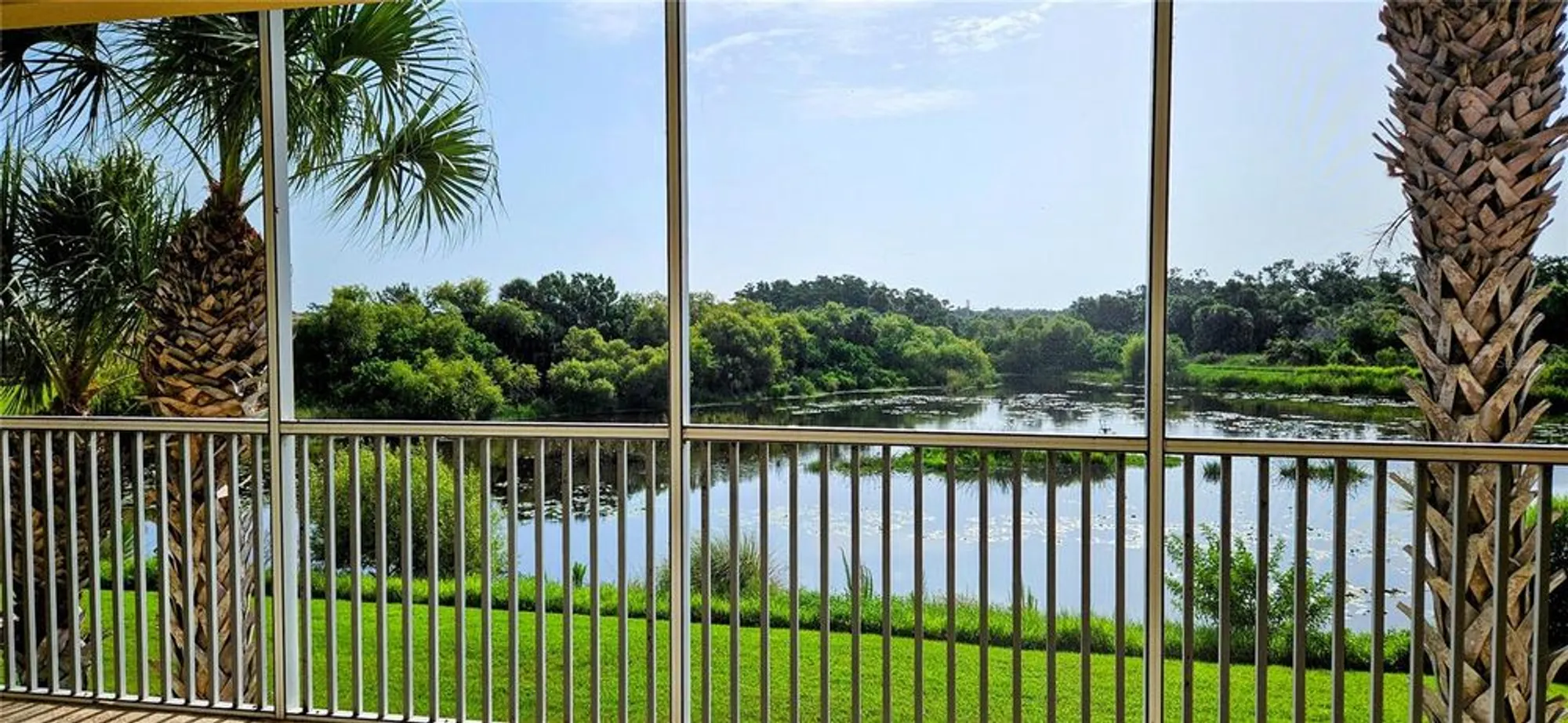 Property Slideshow image 7 of 47 | 1251 burgos dr # 303, Sarasota, FL, 34238