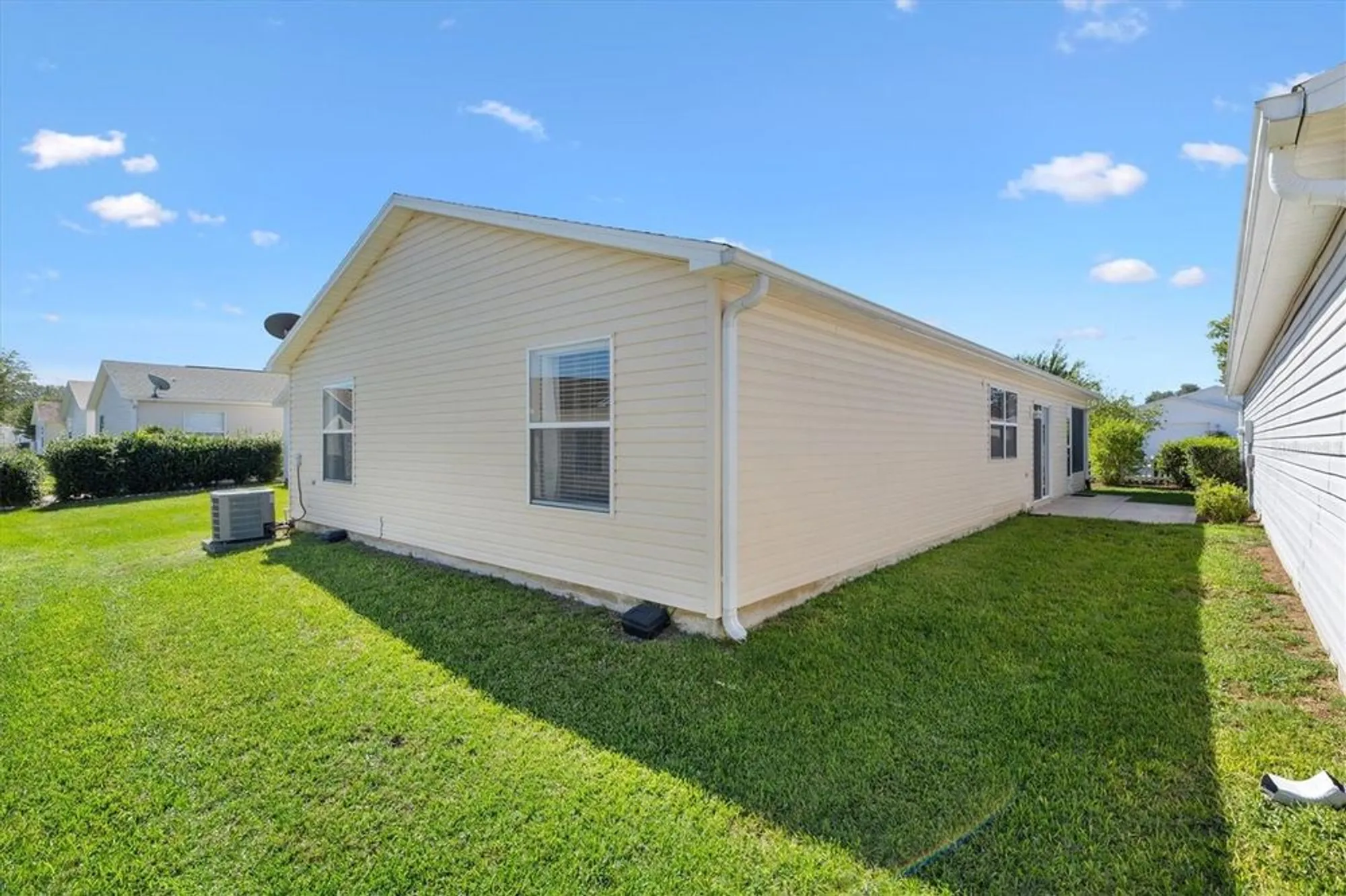 Property Slideshow image 24 of 29 | 1611 campos dr, The Villages, FL, 32162